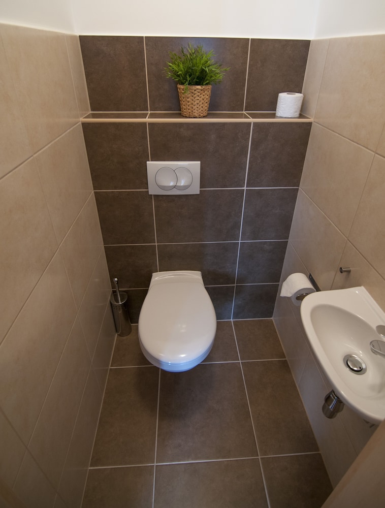 Corvin Center Suites