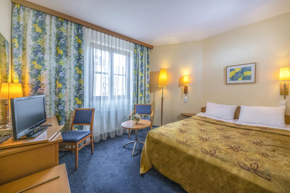 Corvin Hotel Budapest - Sissi wing