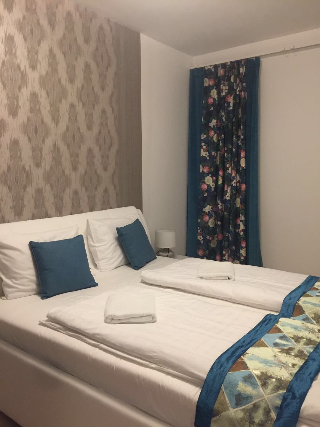 Corvin Rose Apartment Hotel