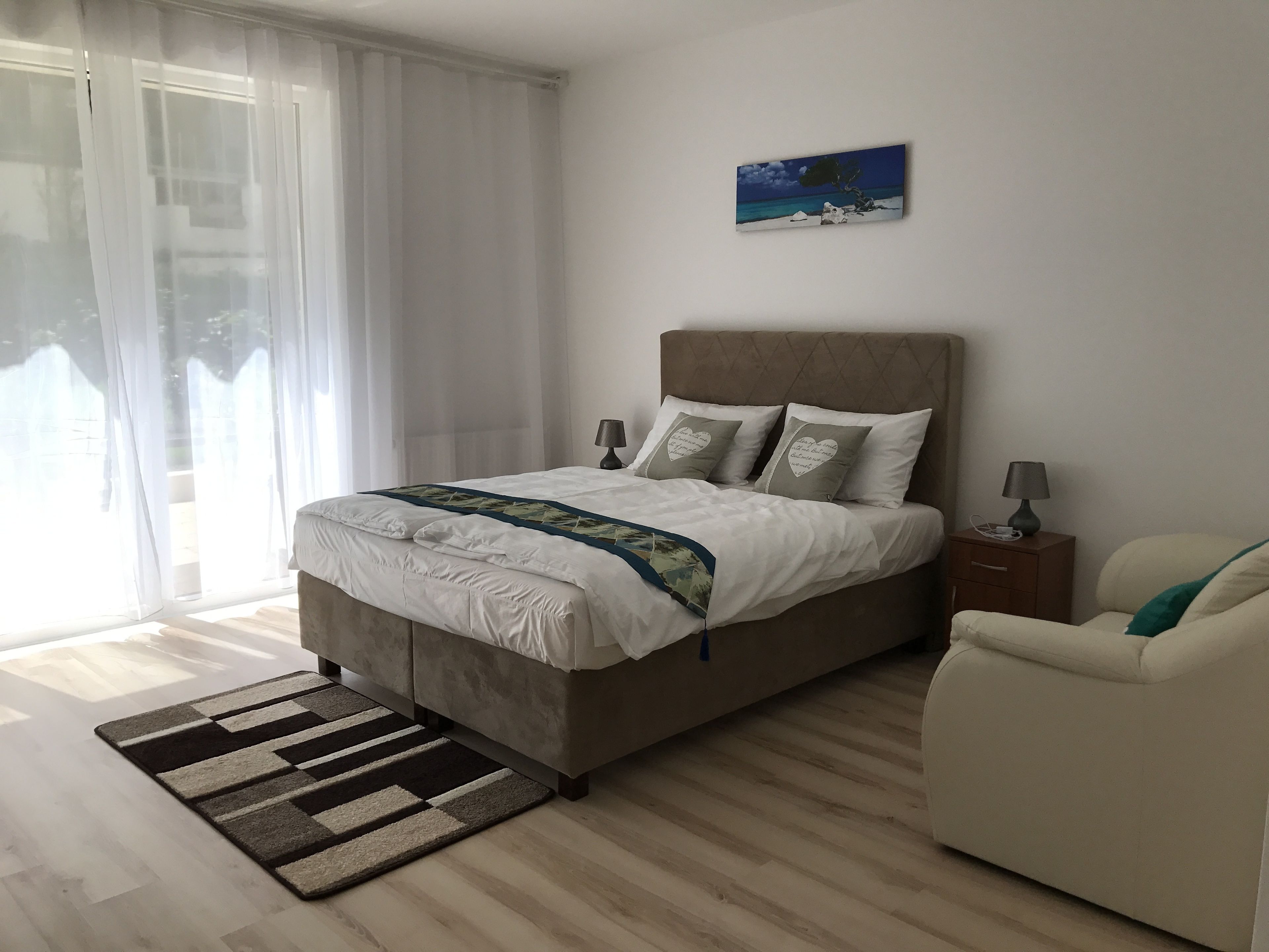 Corvin Rose Apartment Hotel
