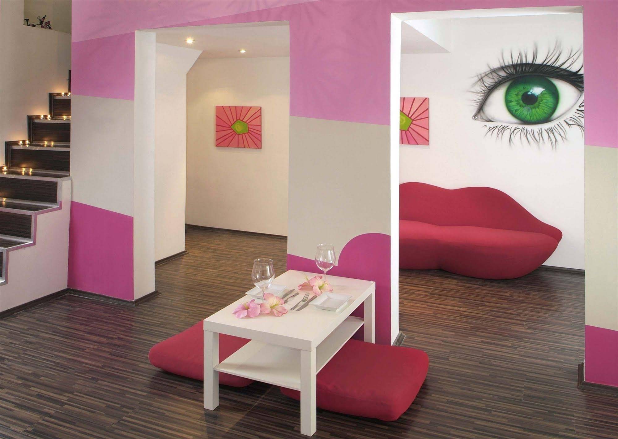 Design Apartments 2