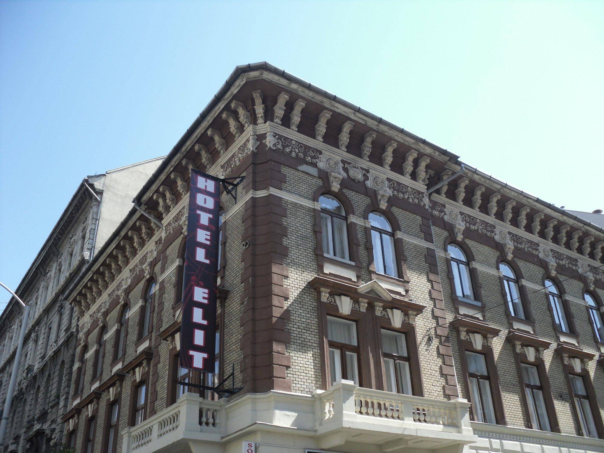 Elit Hotel