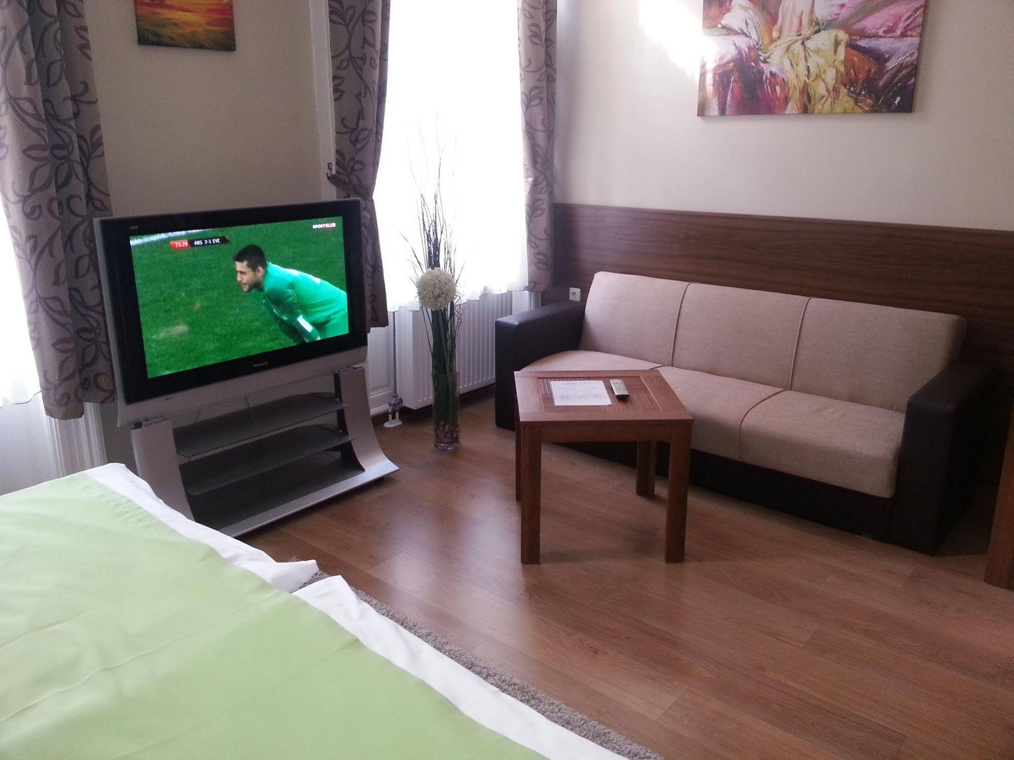 Elit Hotel