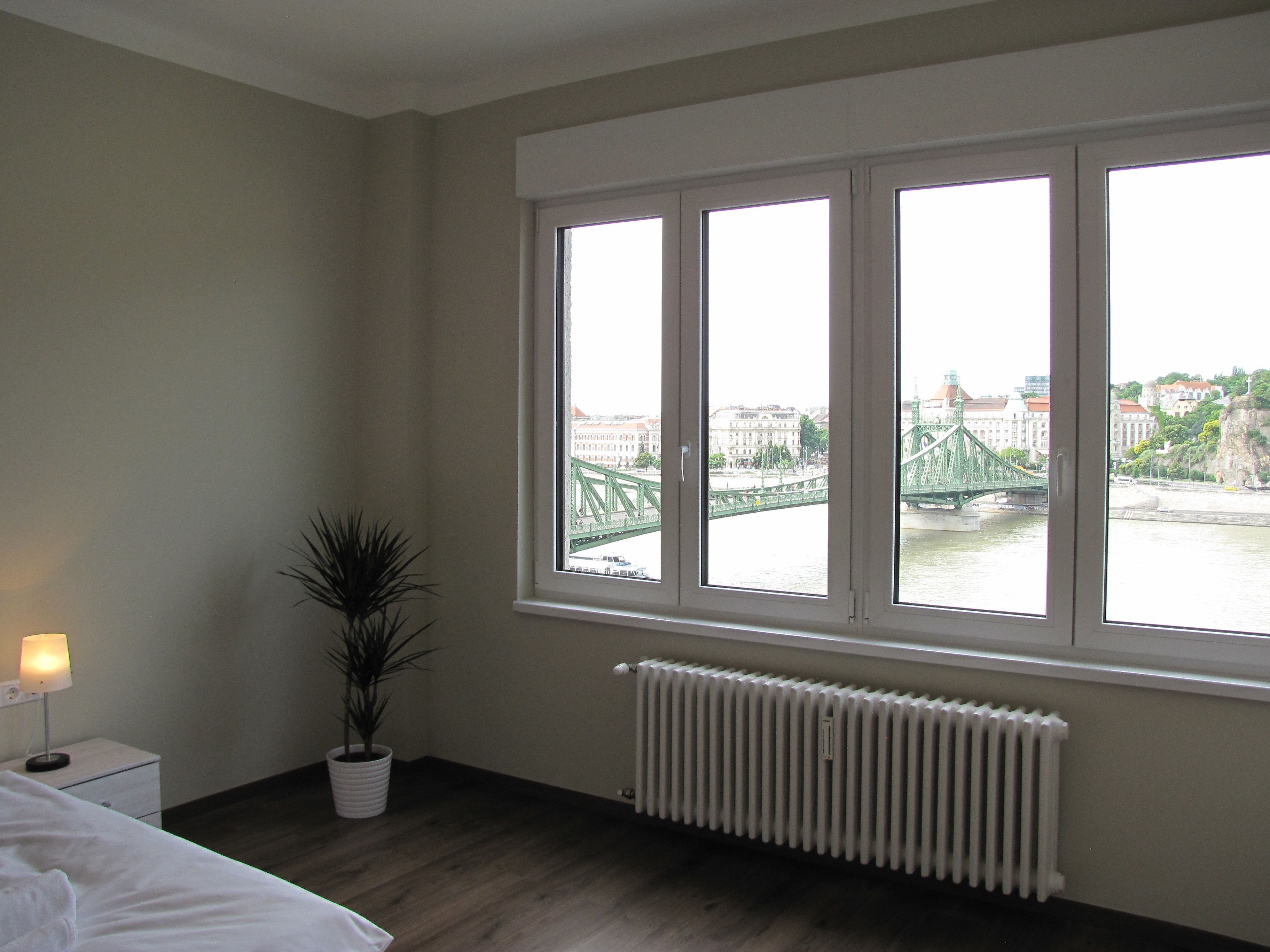 Empire of Liberty Apartment