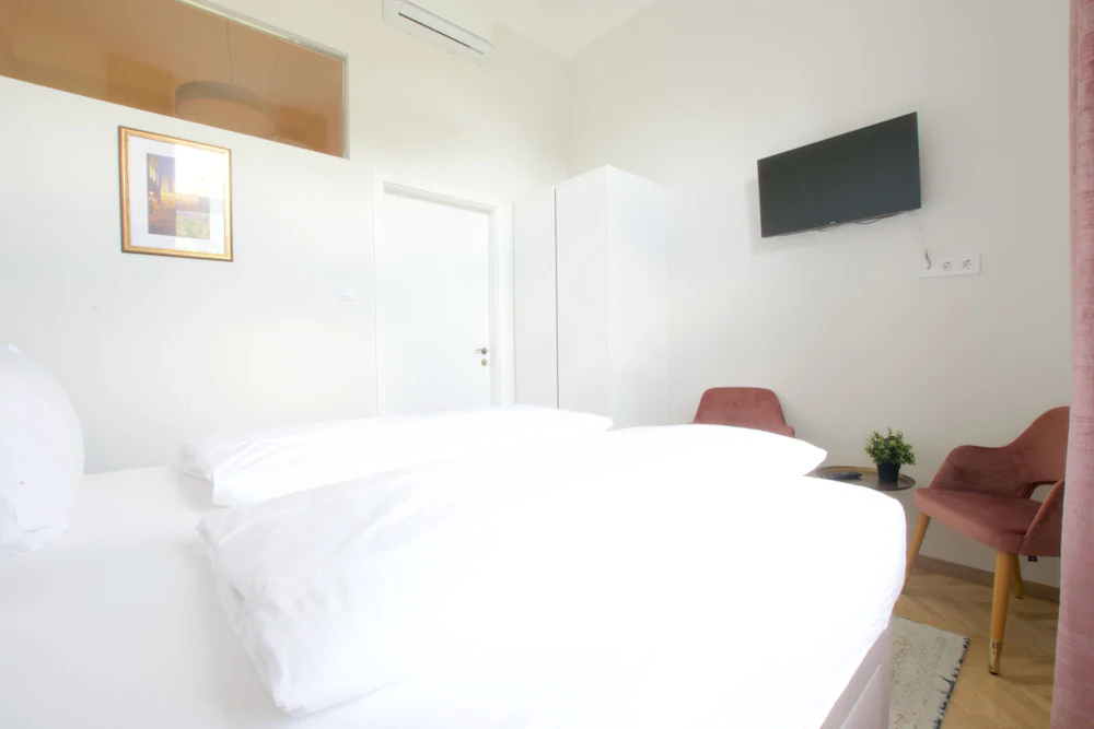 Europest Luxury Suites
