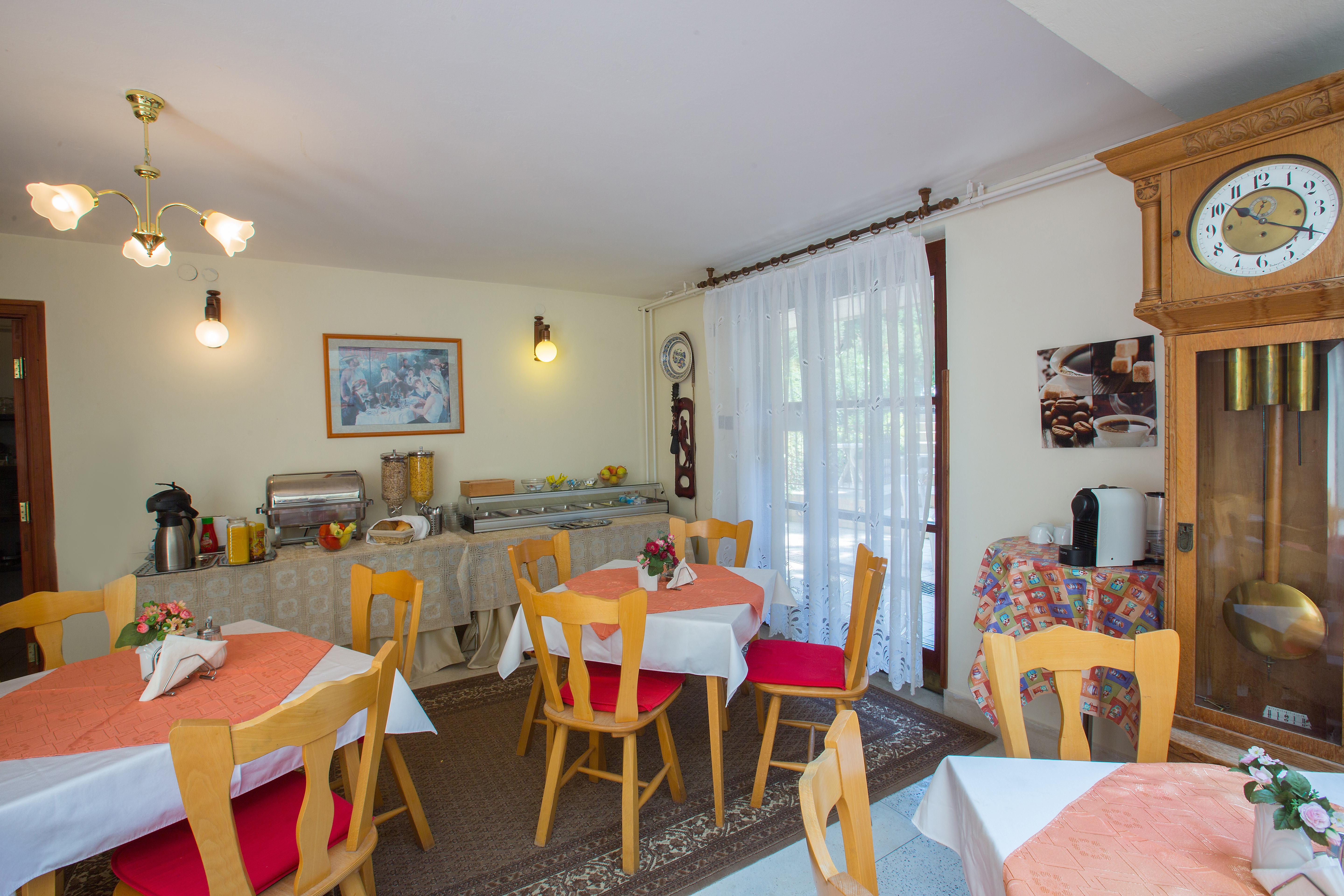 Helios Hotel Pension