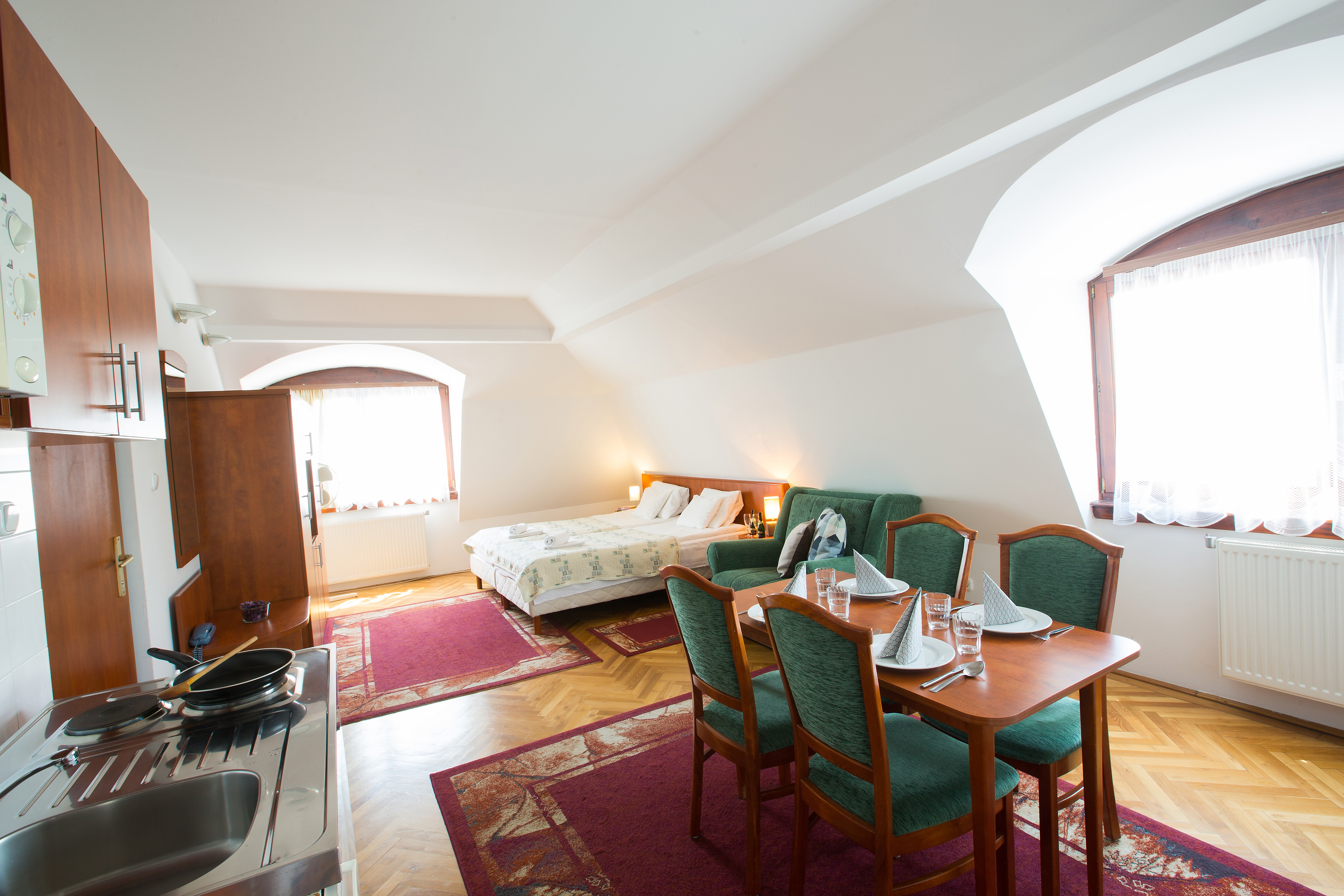 Helios Hotel Pension