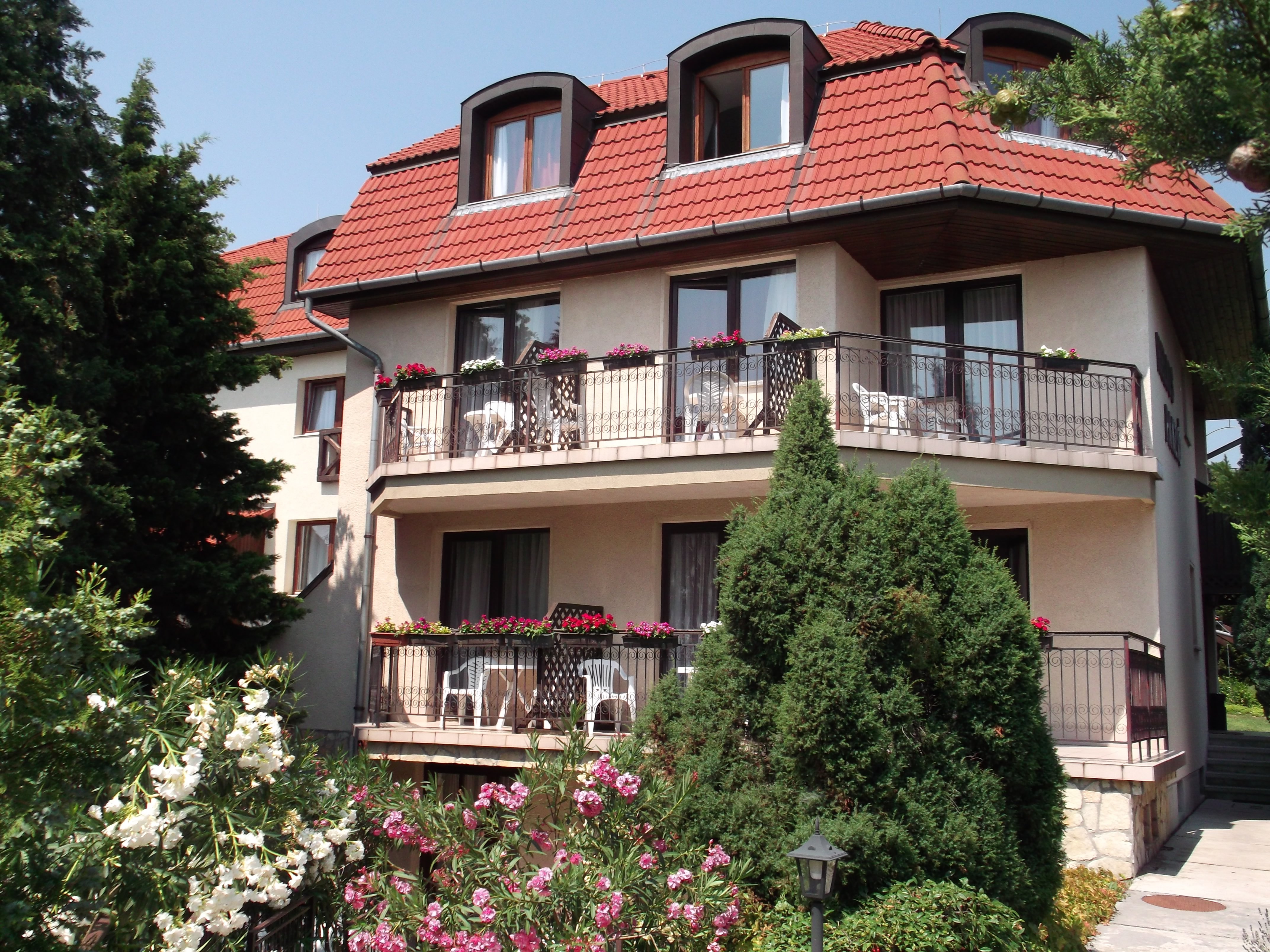 Helios Hotel Pension