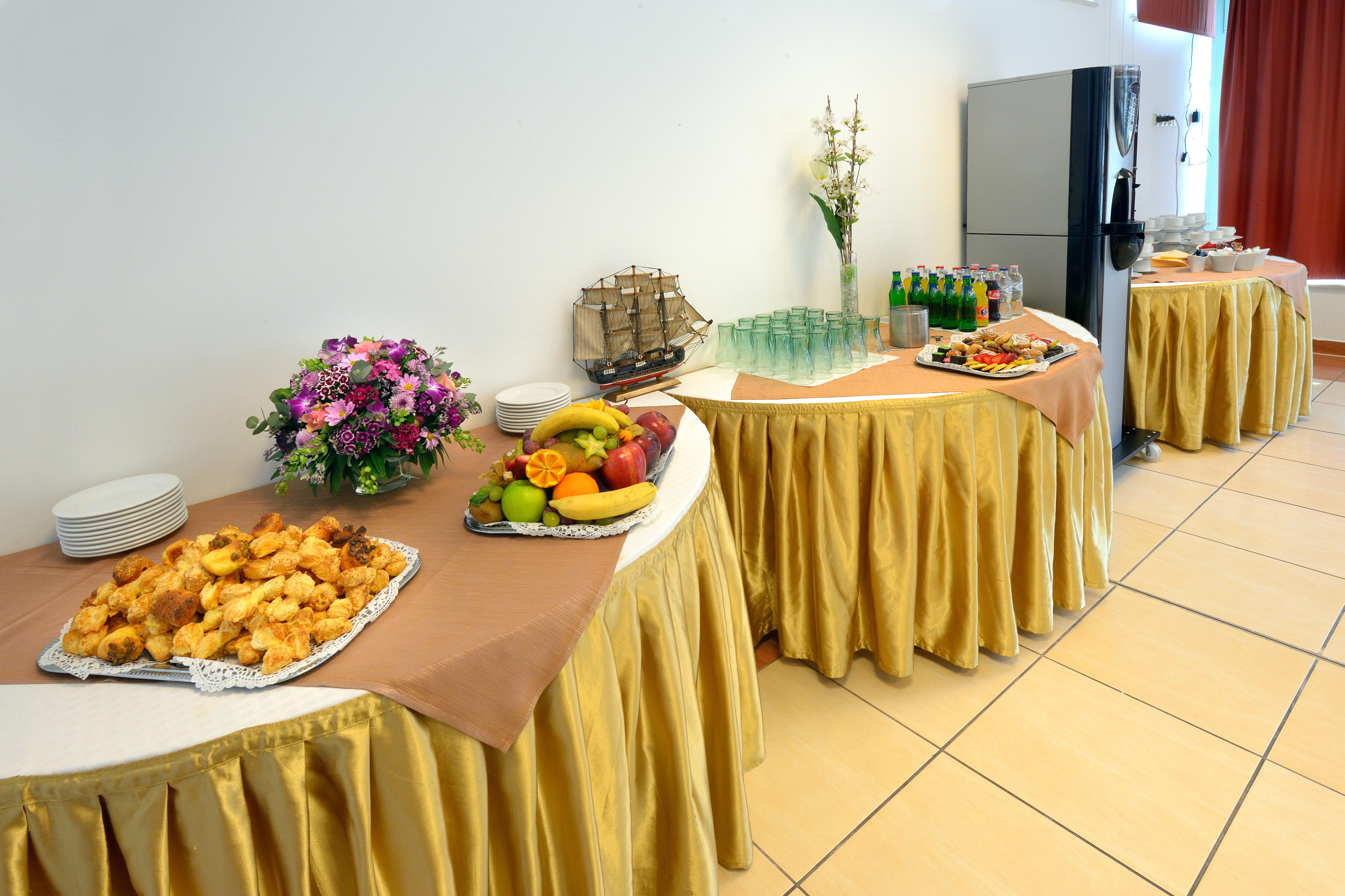 Holiday Beach Budapest Wellness & Conference Hotel