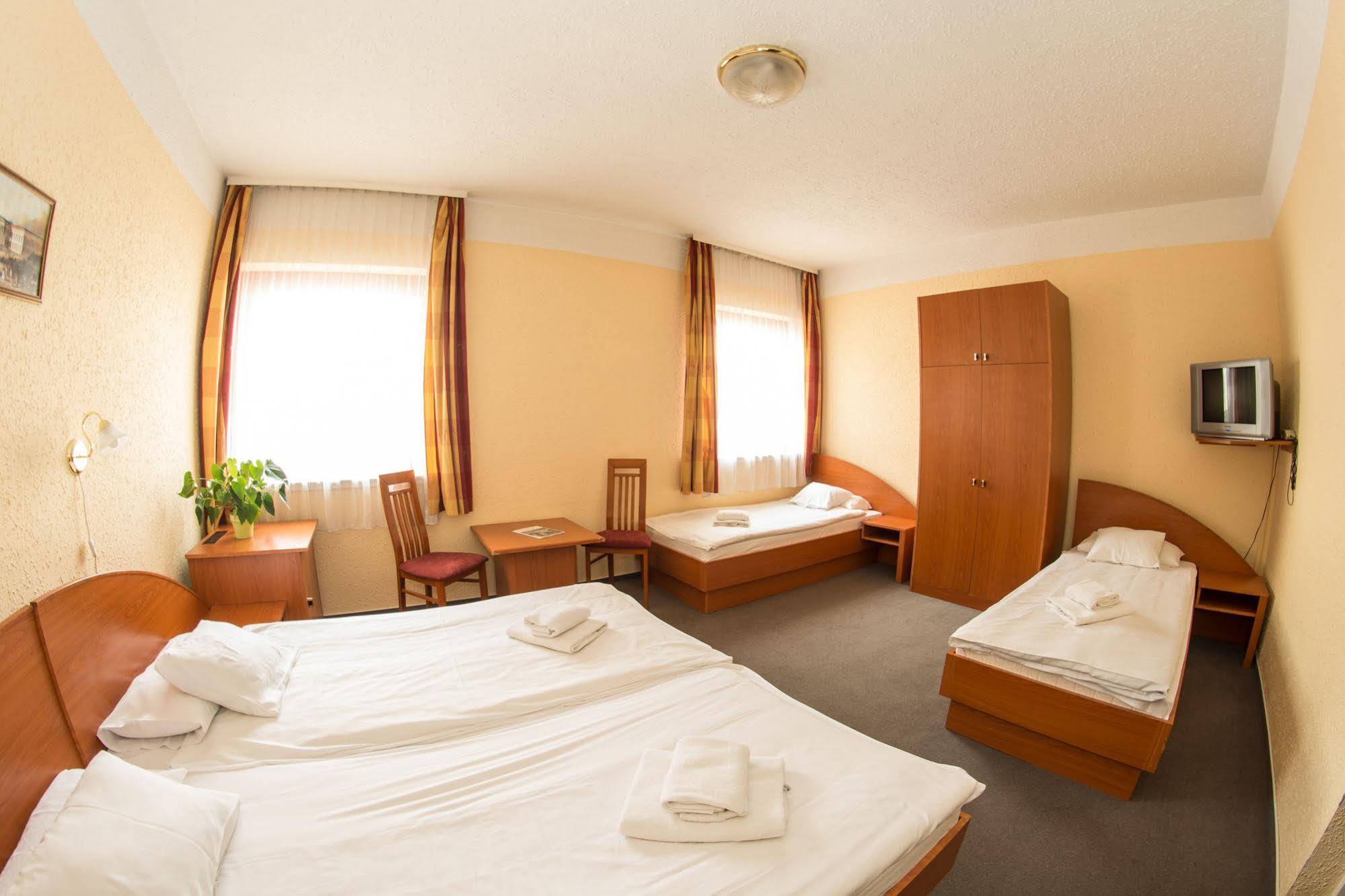 Homoky Hotels Bestline Hotel