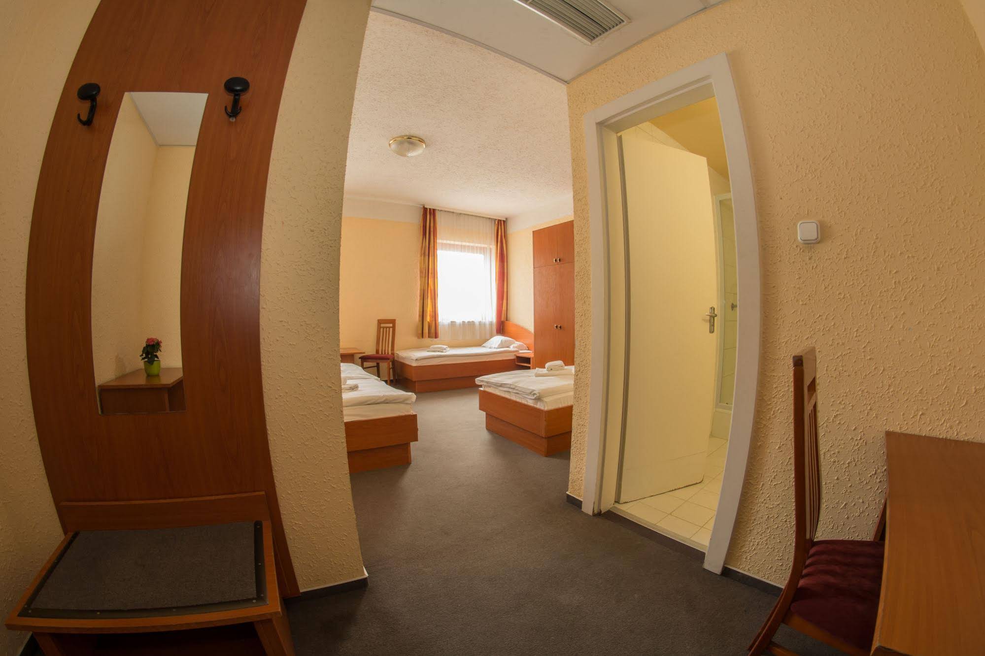 Homoky Hotels Bestline Hotel