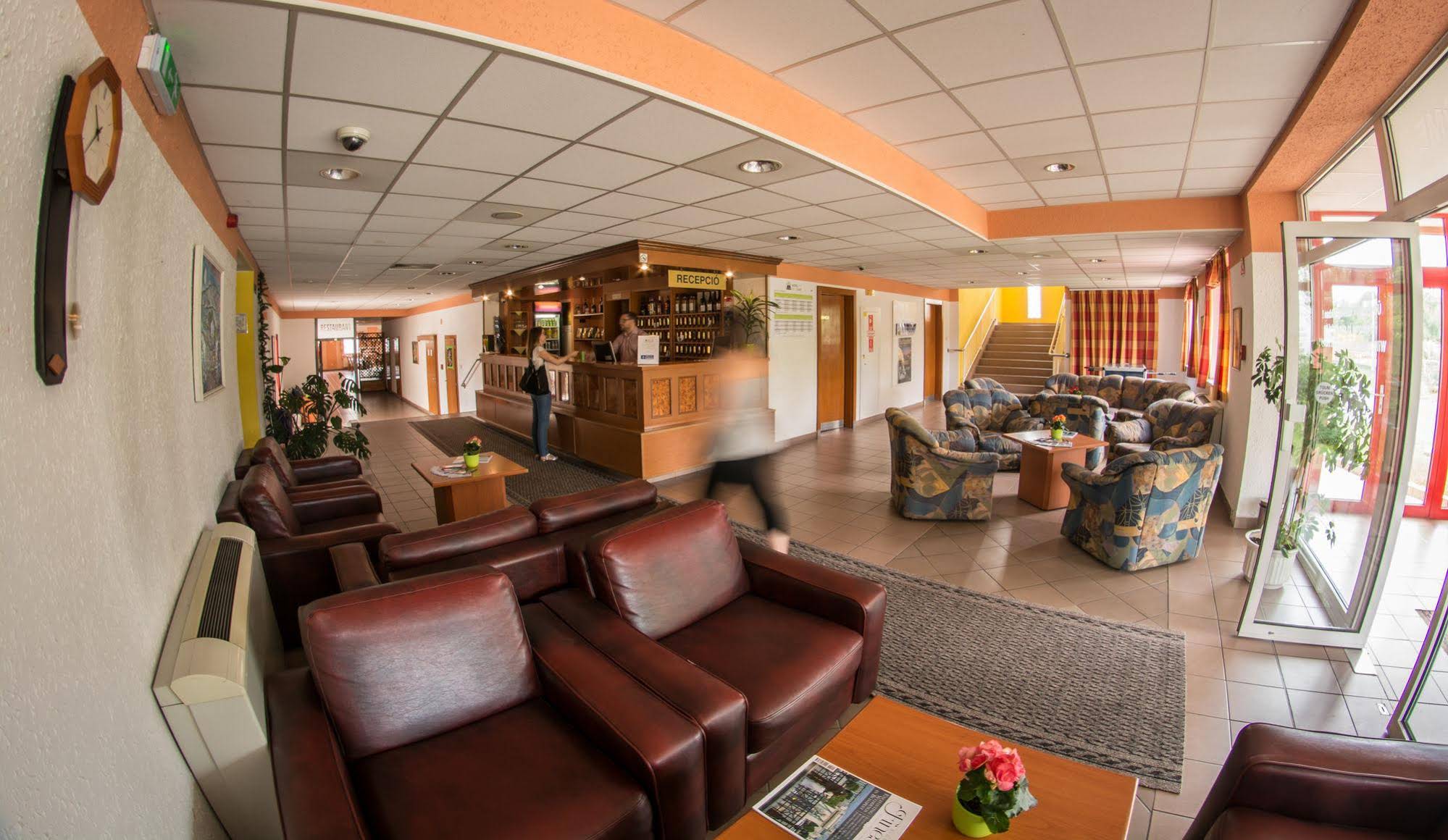 Homoky Hotels Bestline Hotel