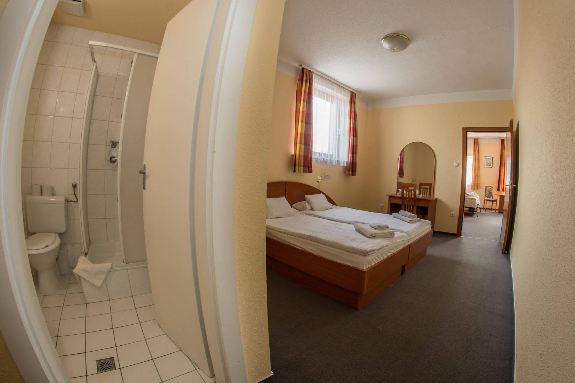 Homoky Hotels Bestline Hotel