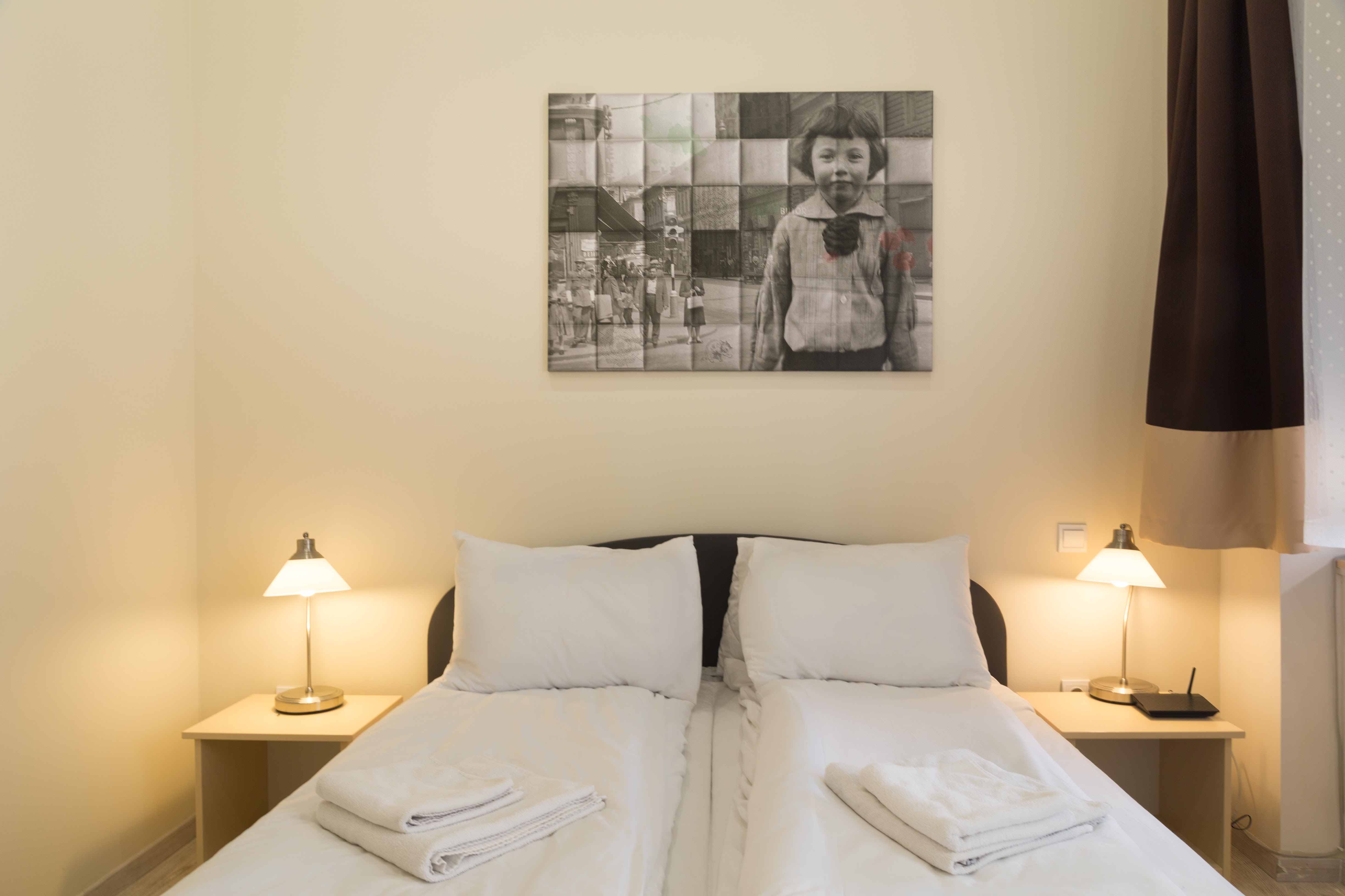 Hotel Mika Downtown
