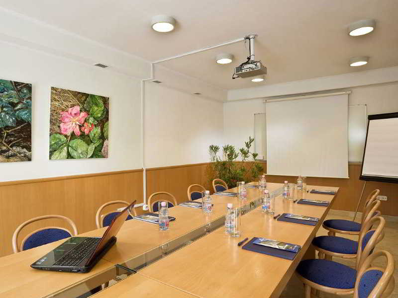 Jagello Business Hotel