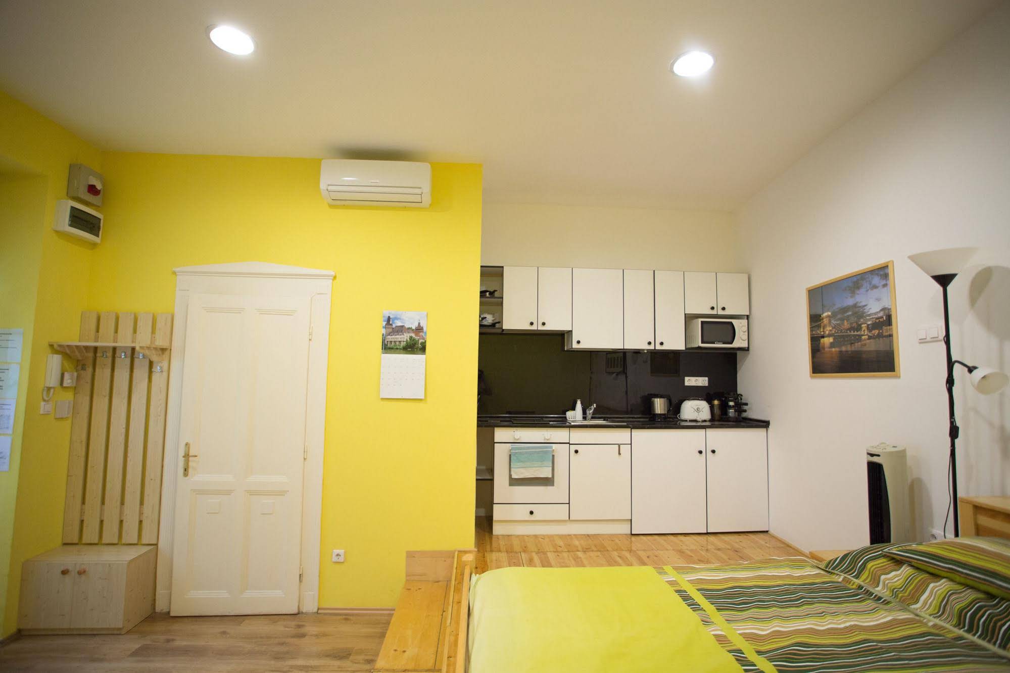 Katona Apartments