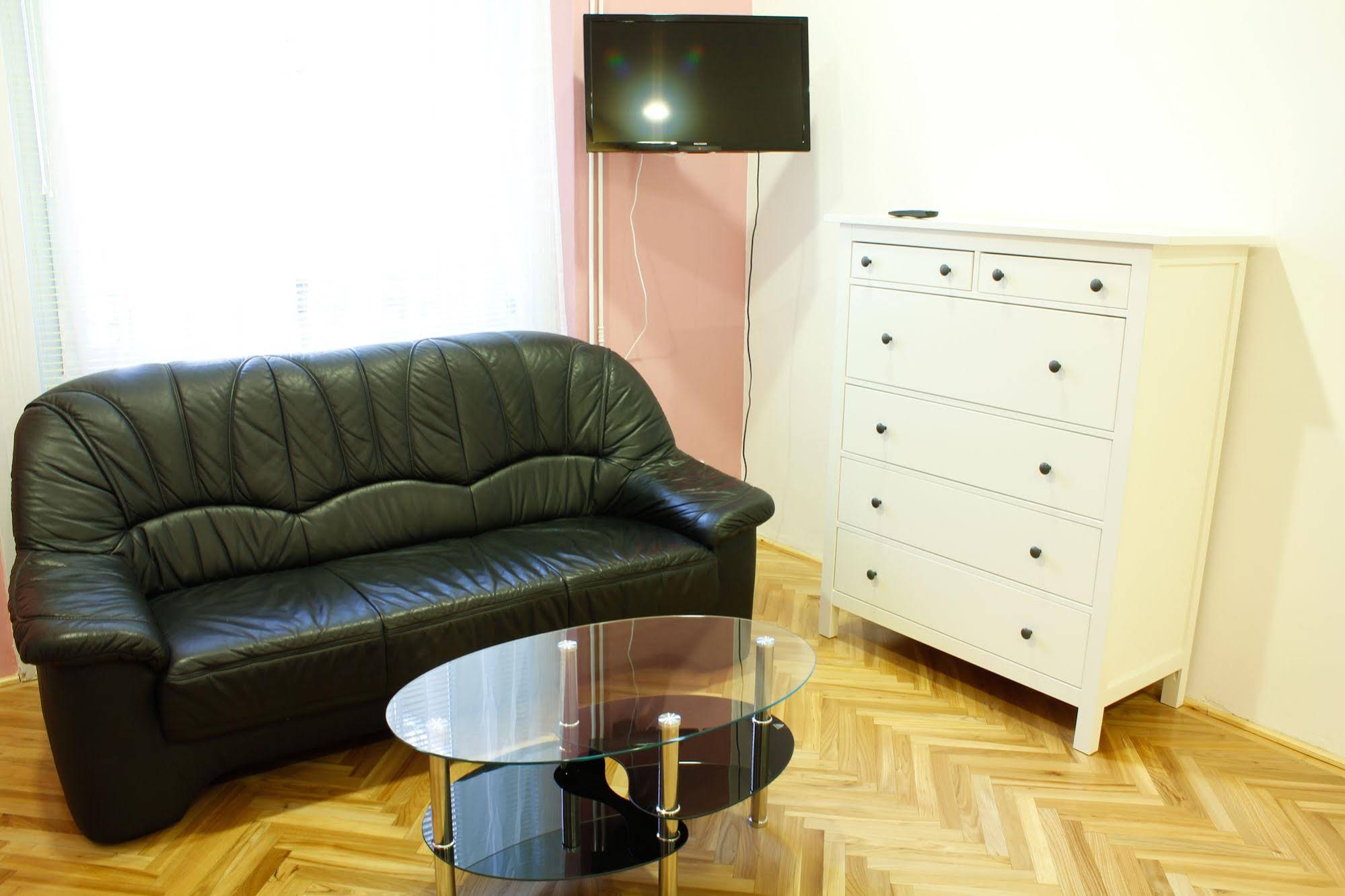 Katona Apartments