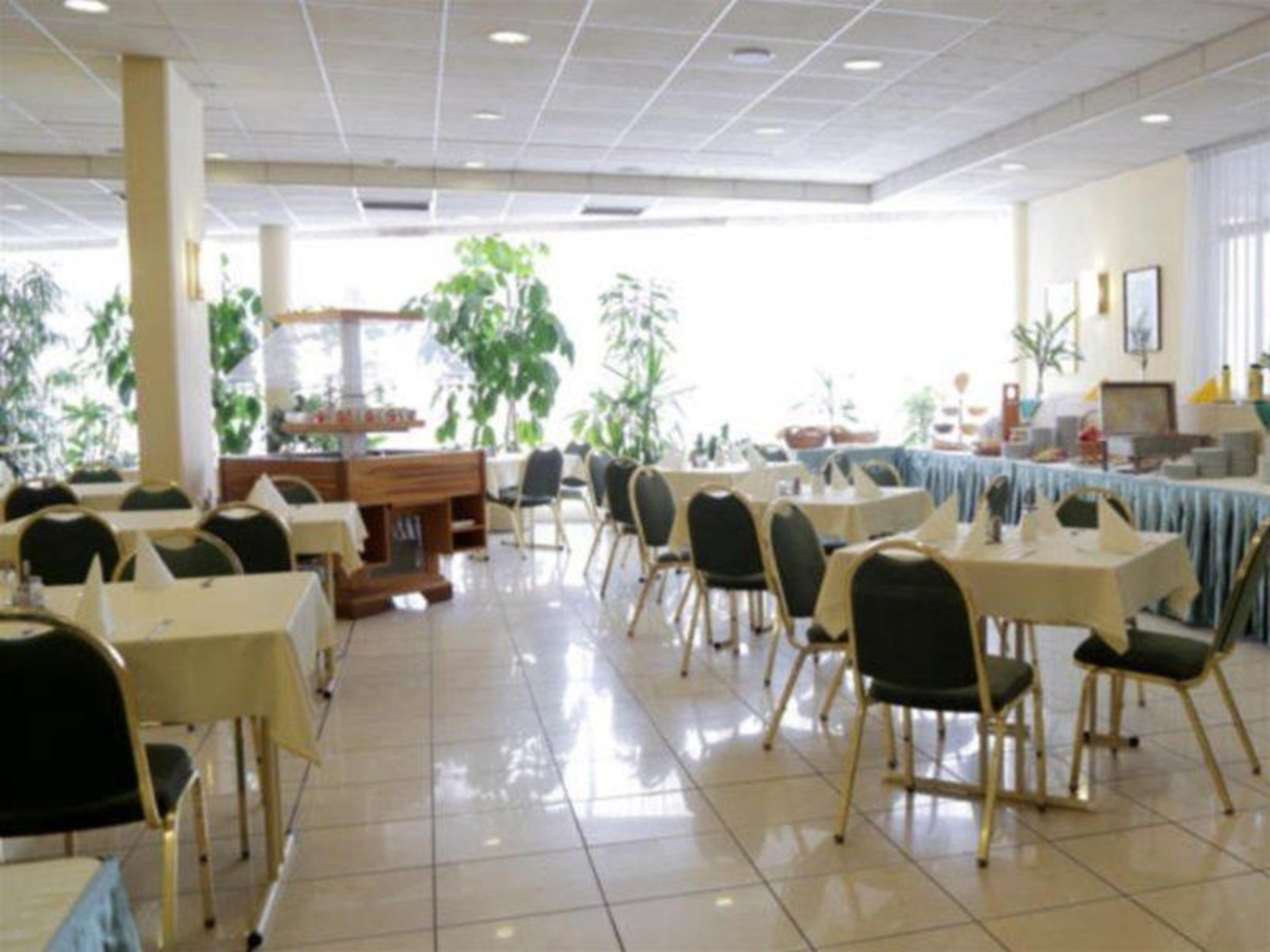 Komplex Bara Hotel & Conference Center