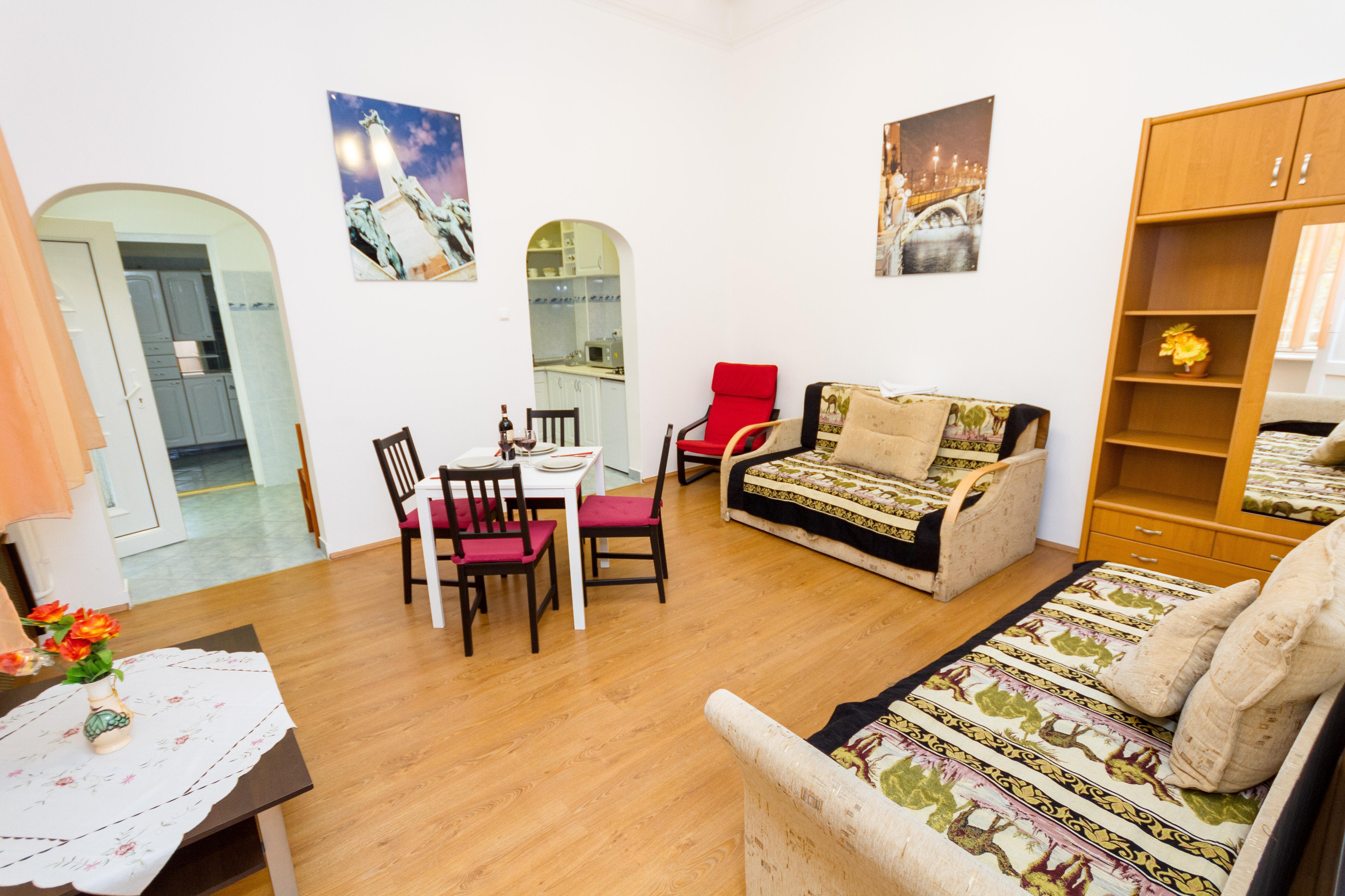 Like Home Opera Apartments