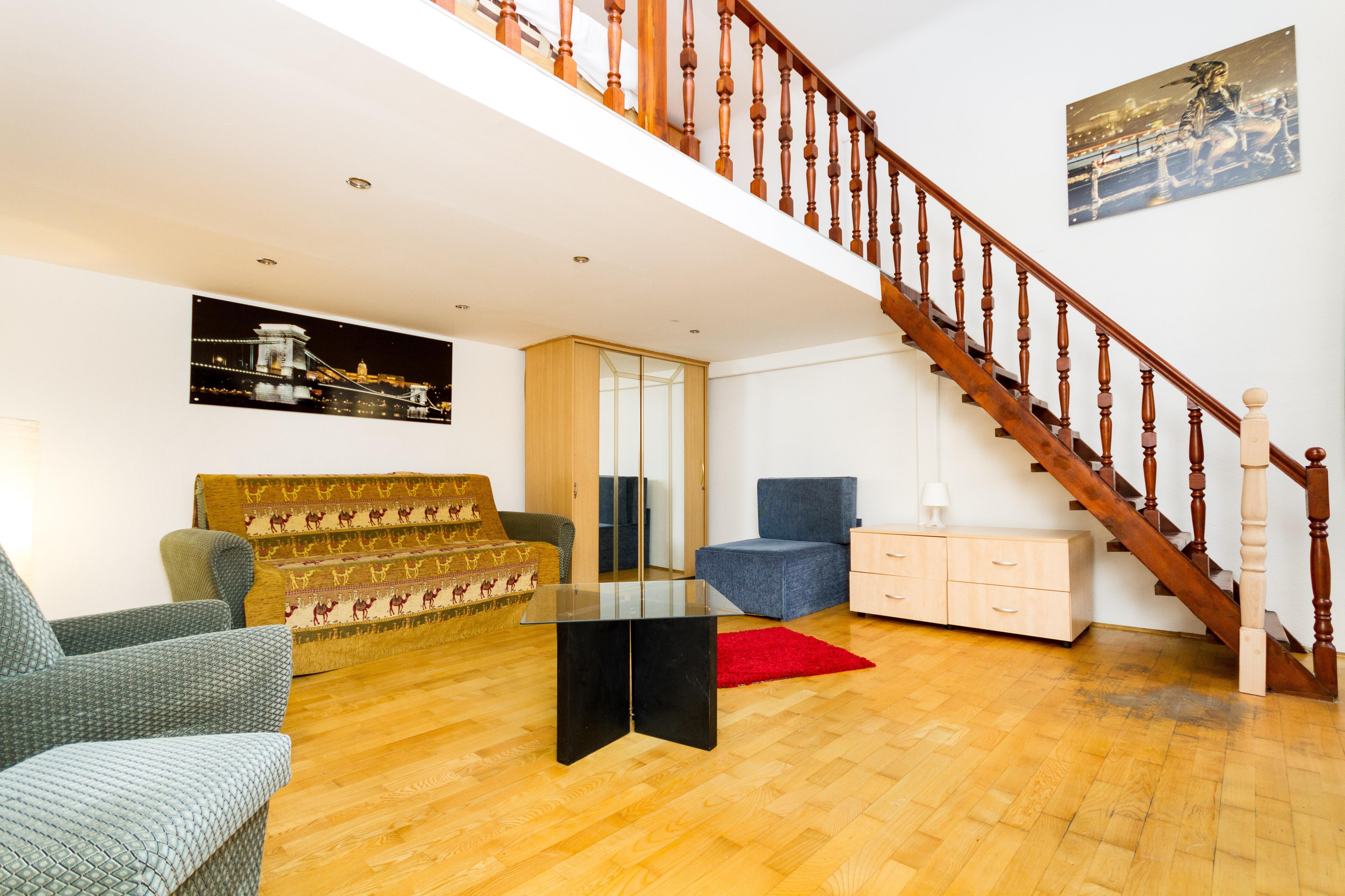 Like Home Opera Apartments