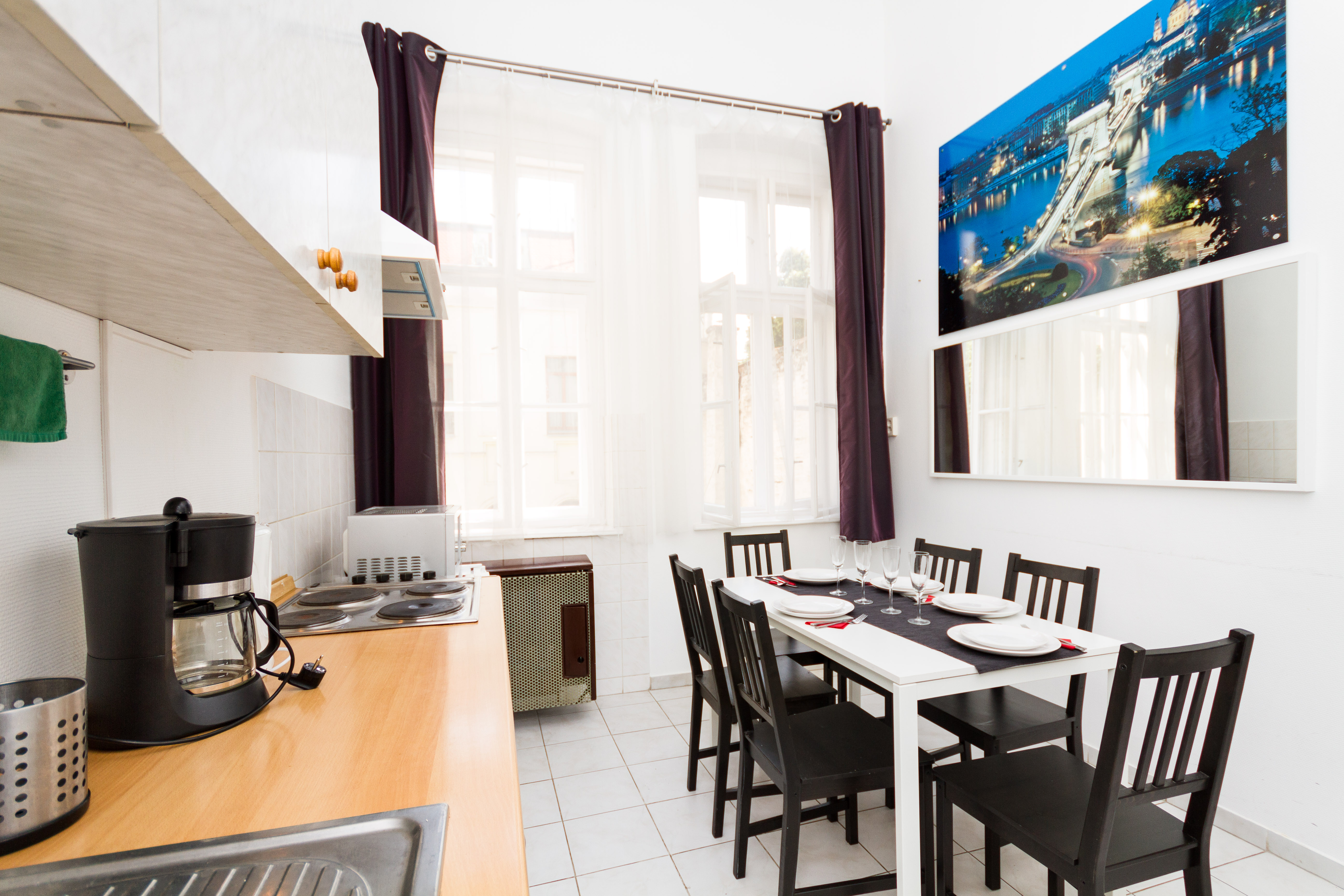 Like Home Opera Apartments