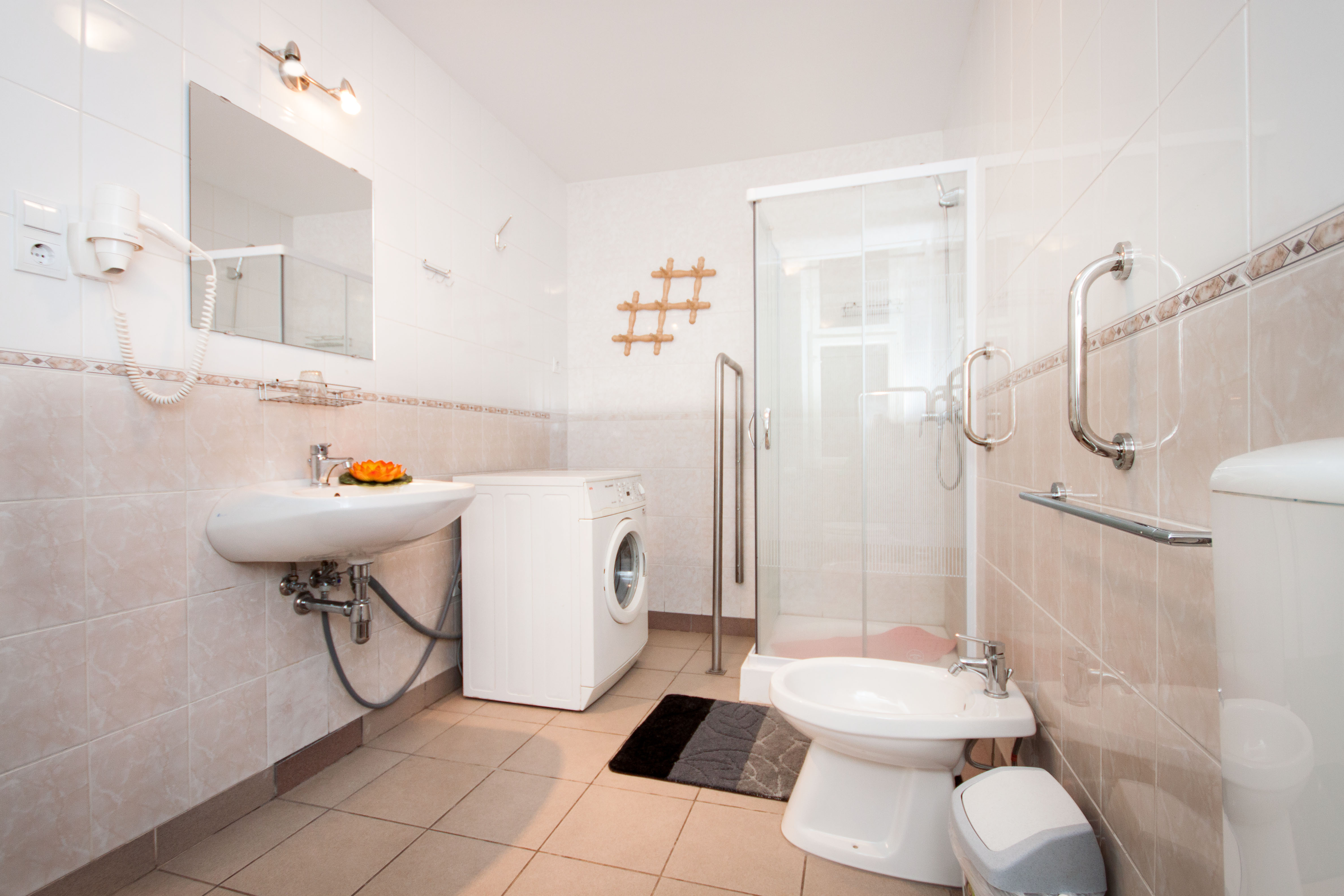 Like Home Opera Apartments
