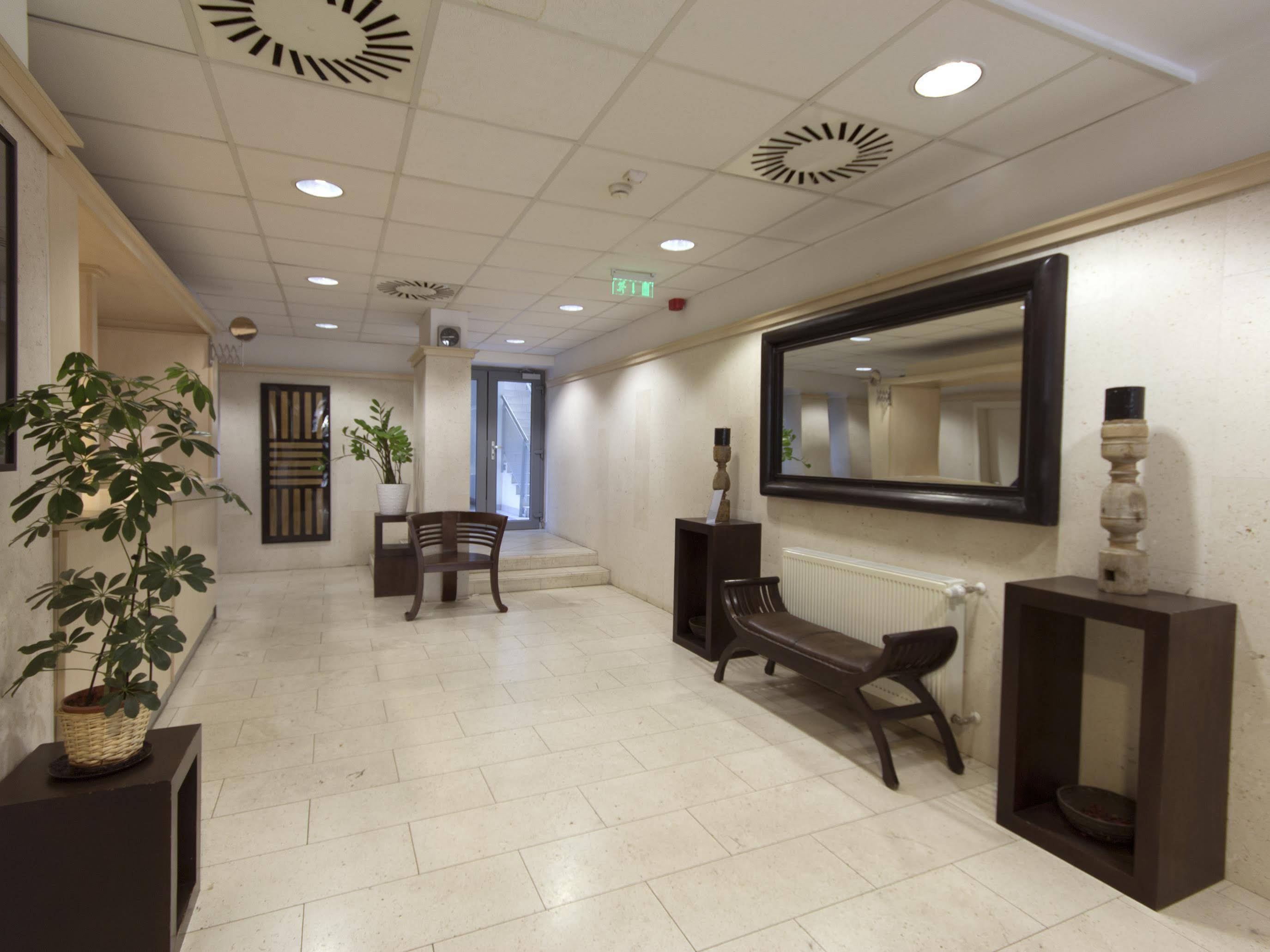 Madison Serviced Apartments