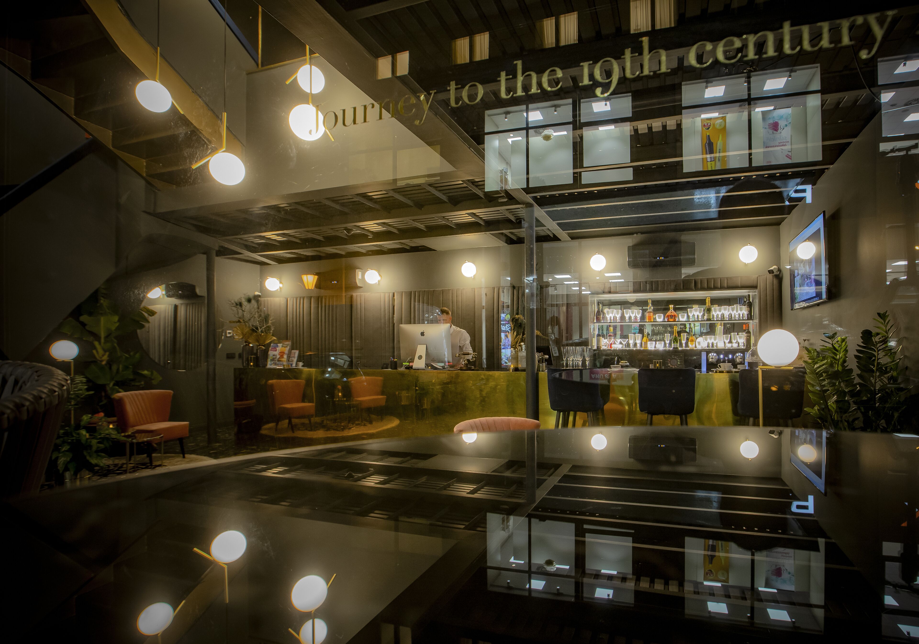 Noble Hotel
