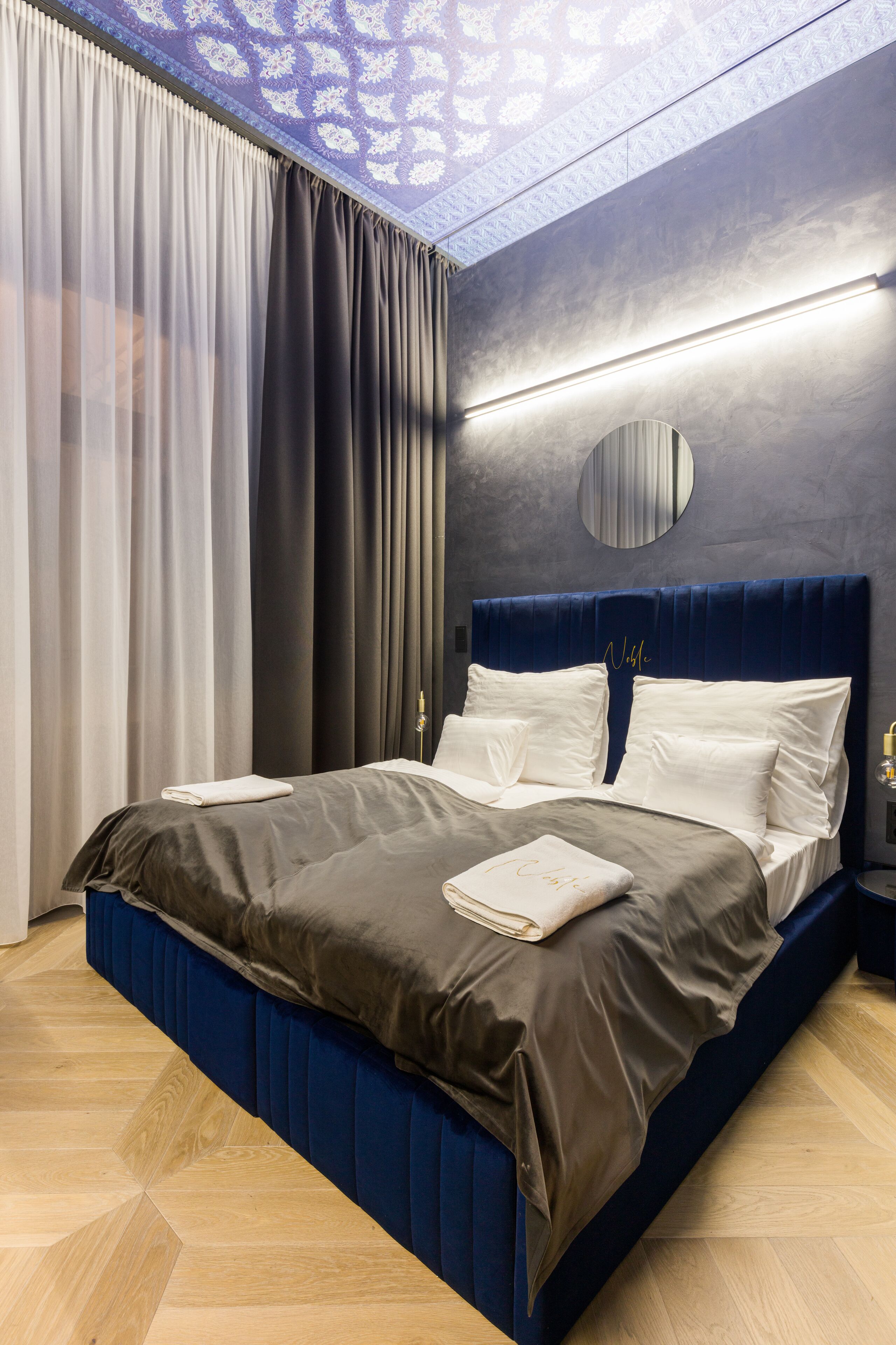 Noble Hotel