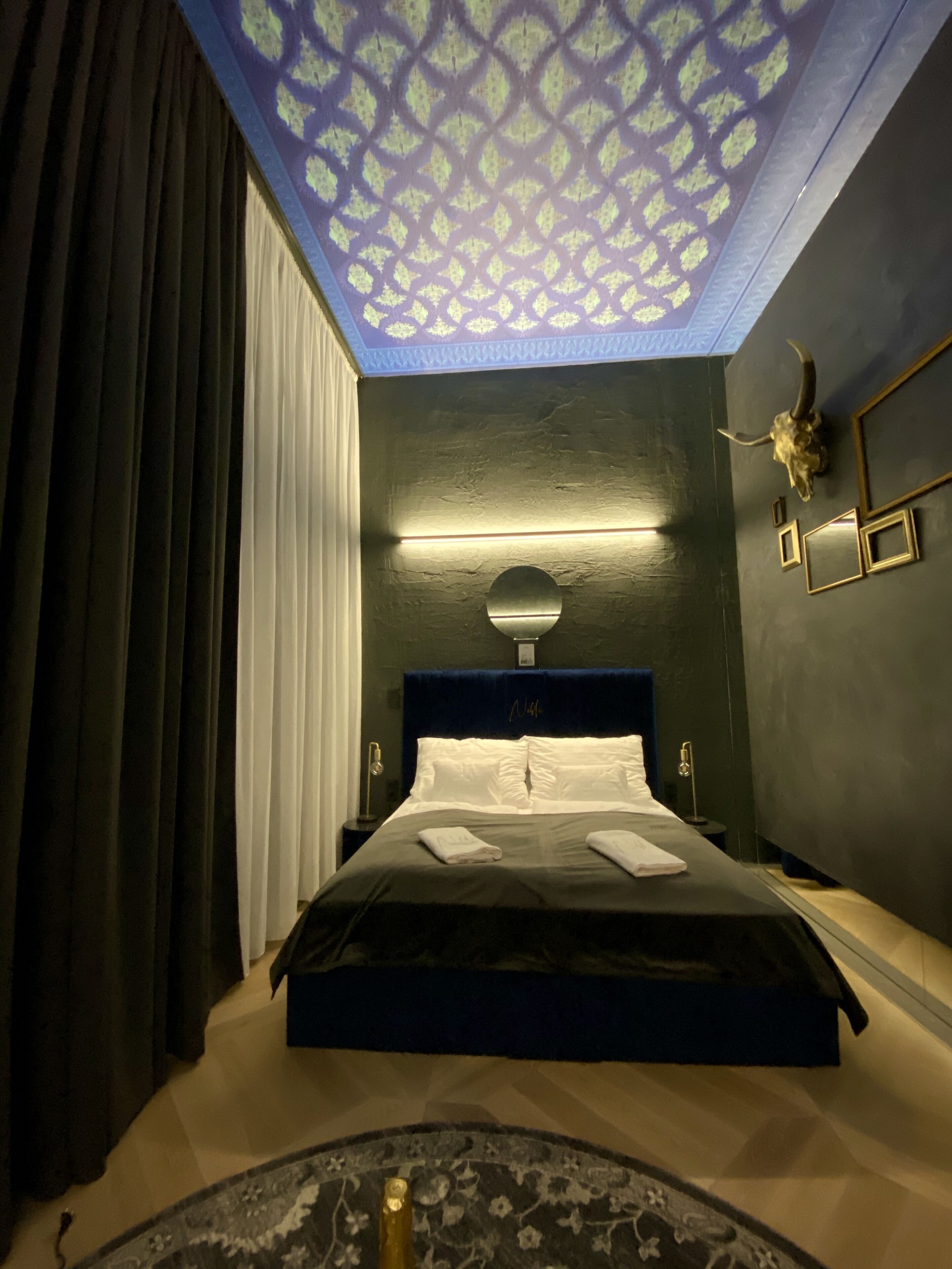 Noble Hotel