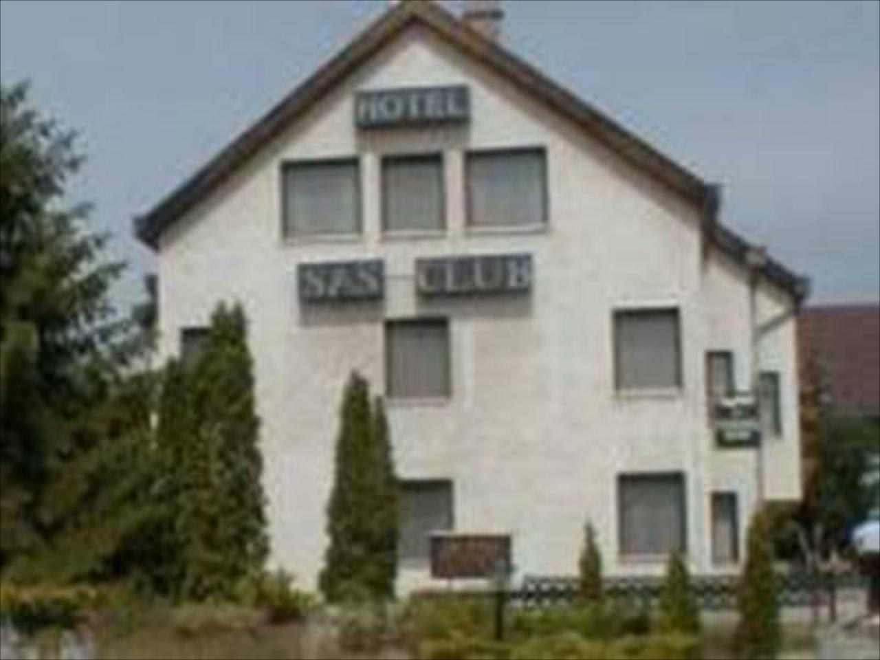 SAS Club Hotel