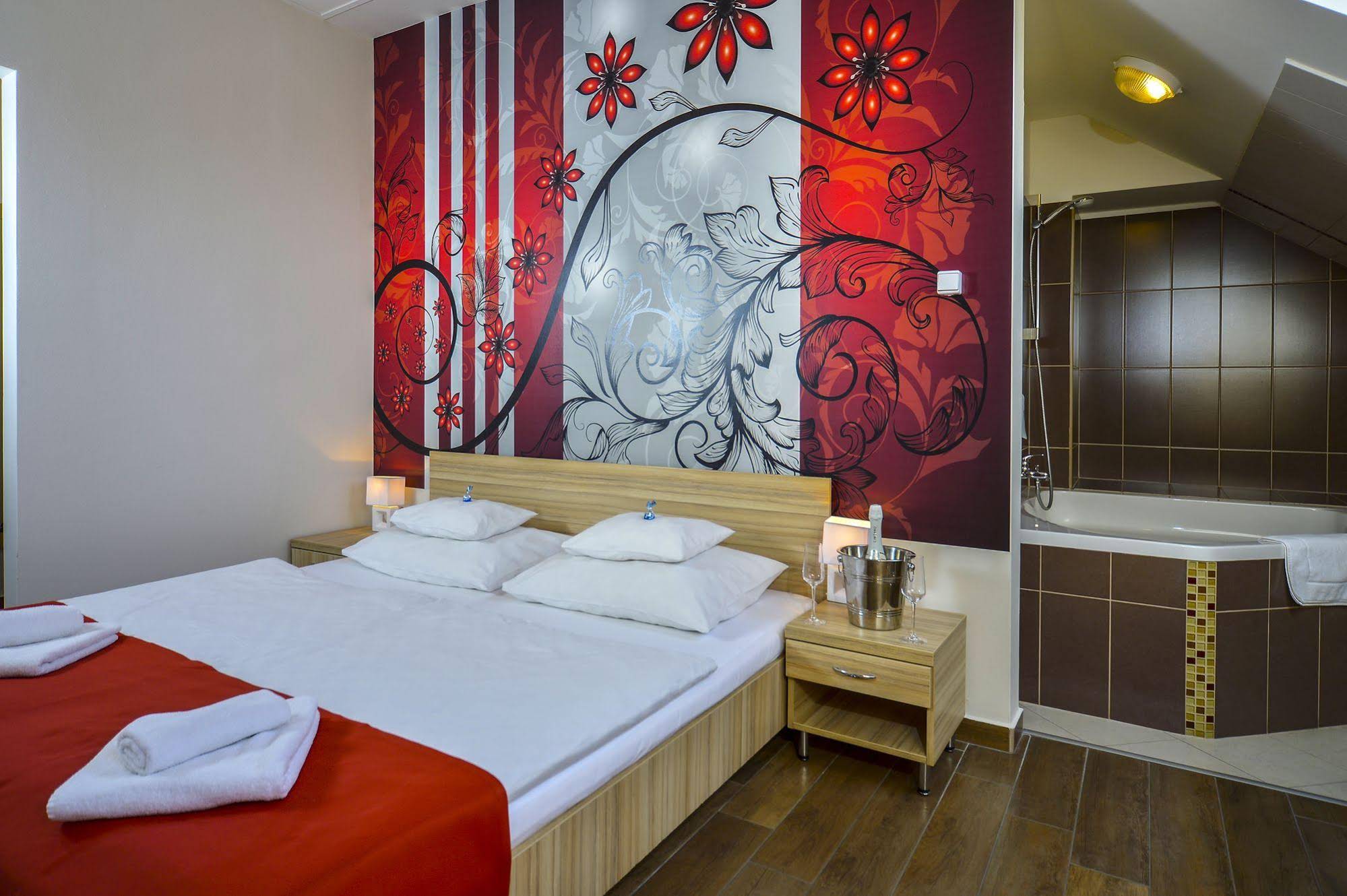 Sunshine Hotel - Budapest