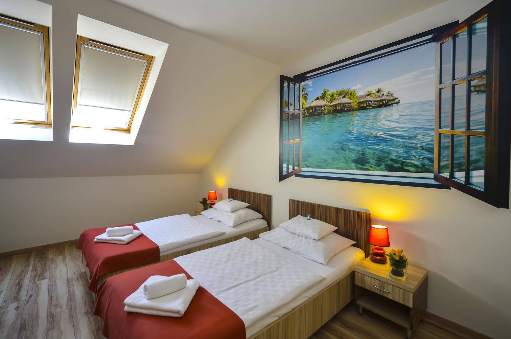 Sunshine Hotel - Budapest