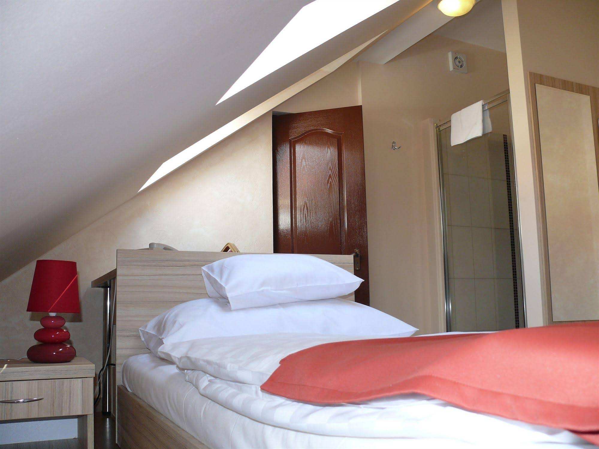 Sunshine Hotel - Budapest