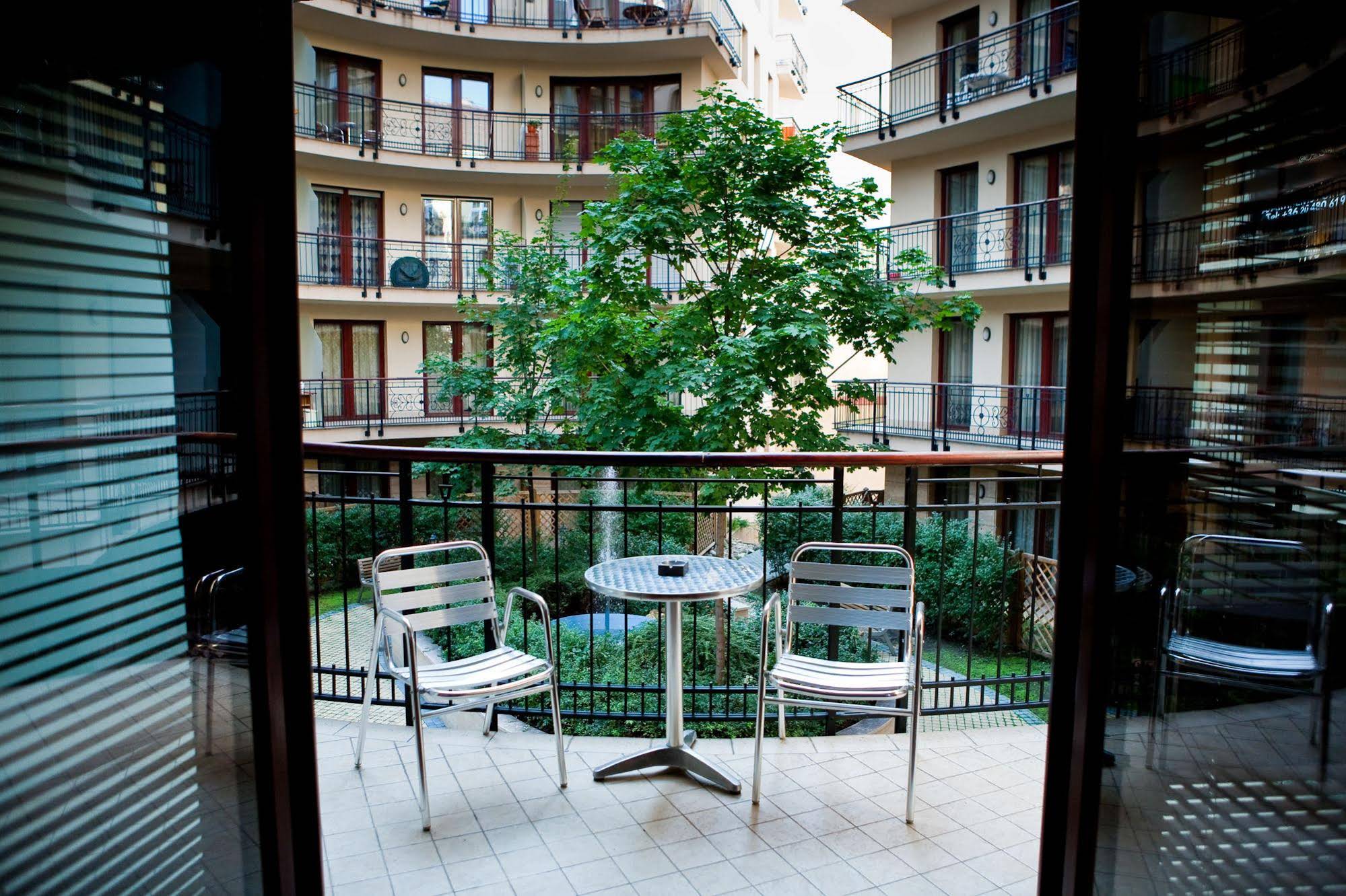 Town Hall Apartments