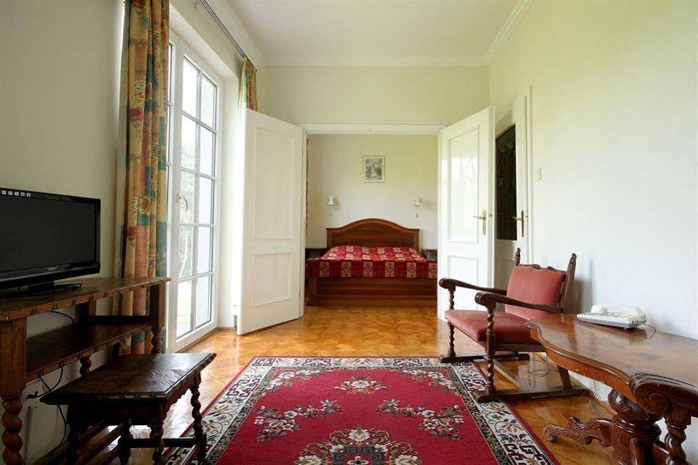 Villa Korda