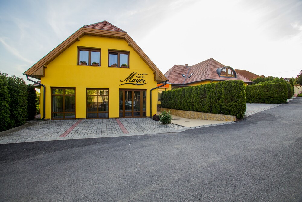 Hotel Mayer