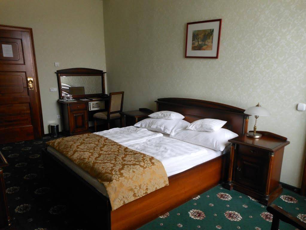 Park Hotel