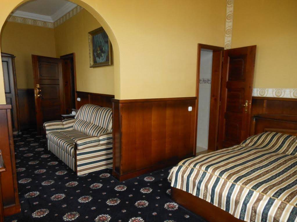 Park Hotel