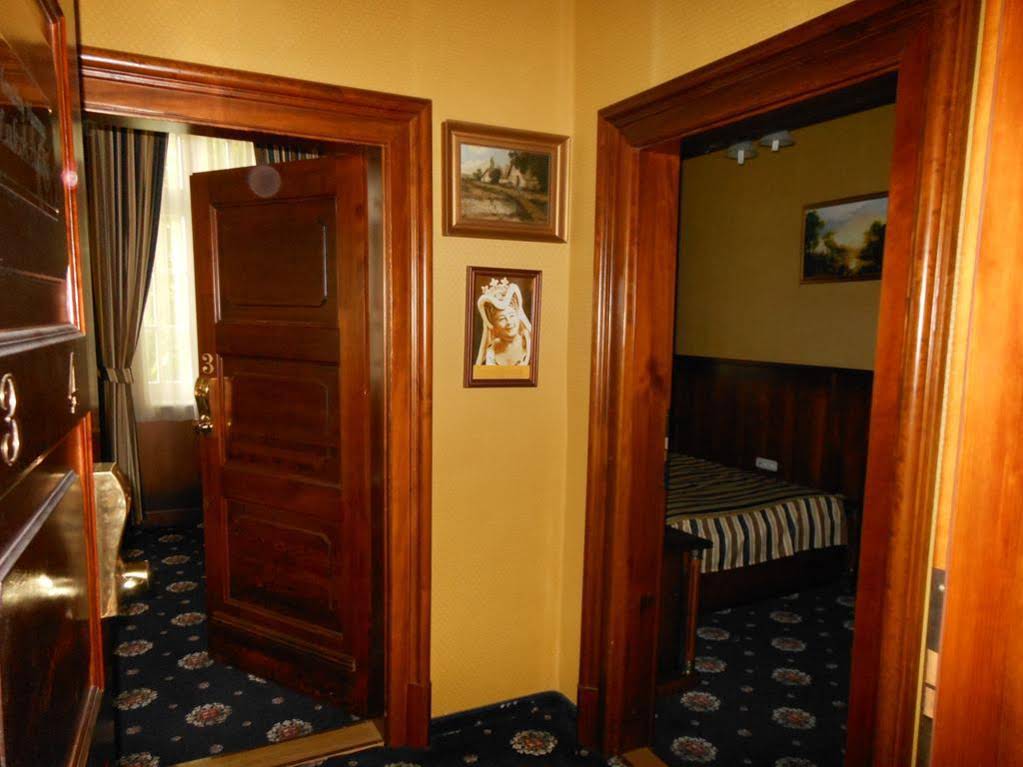 Park Hotel