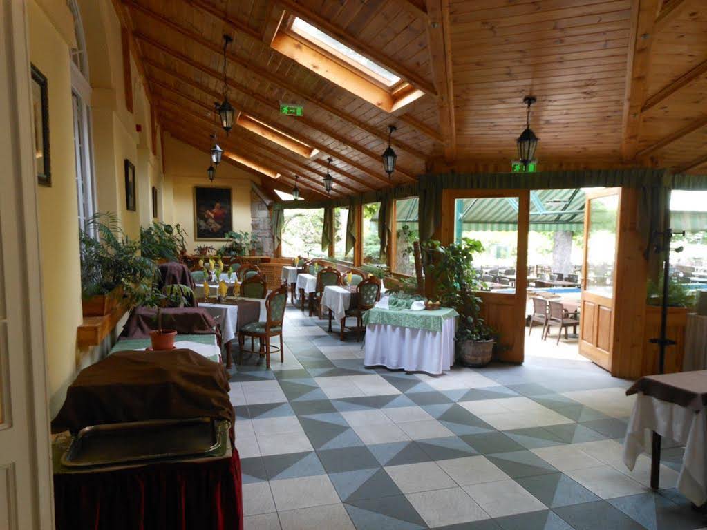 Park Hotel