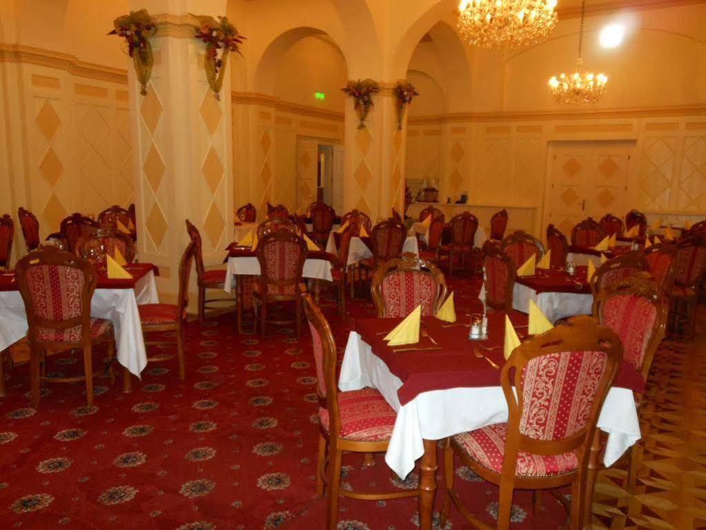 Park Hotel