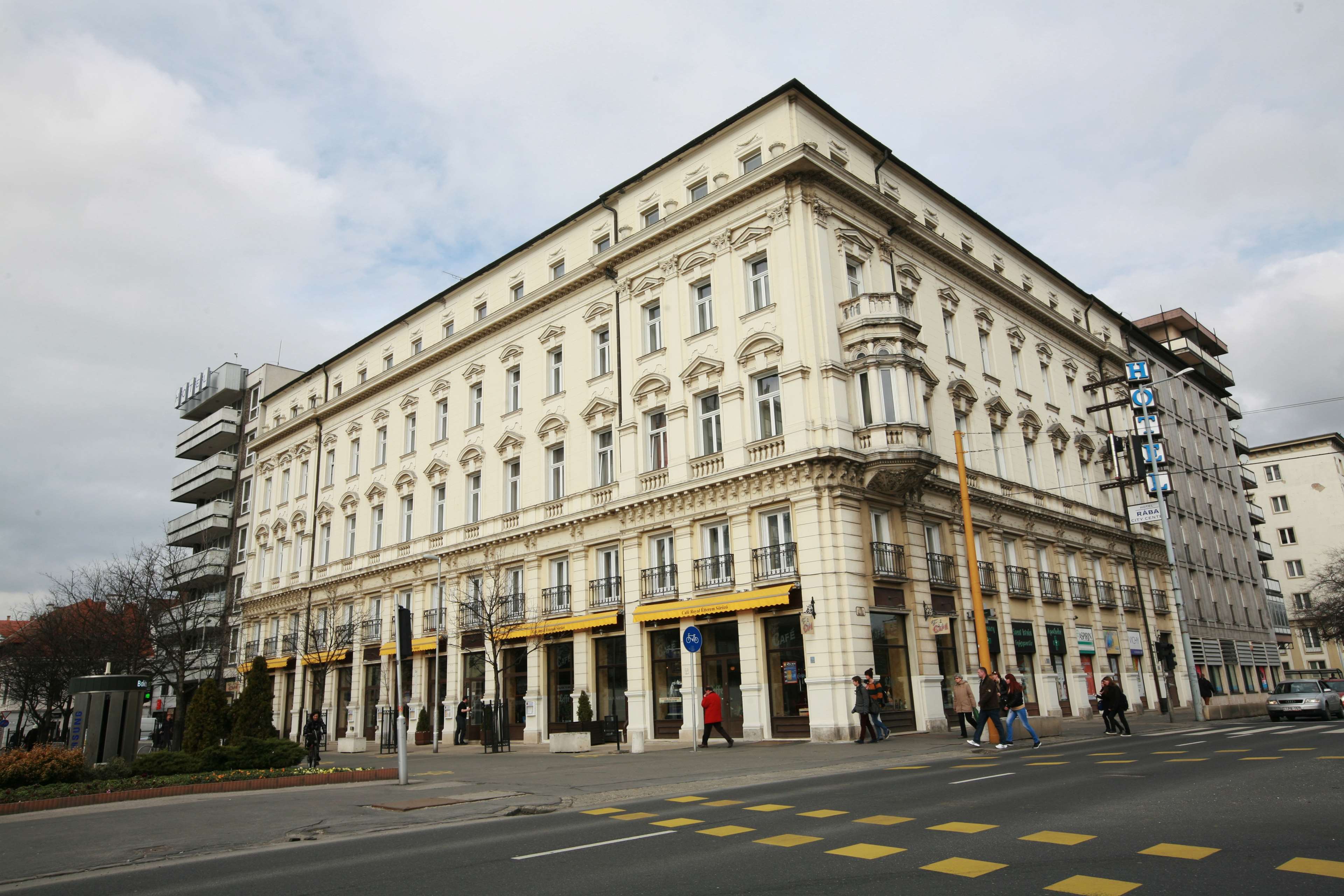 Hotel Rába City Center