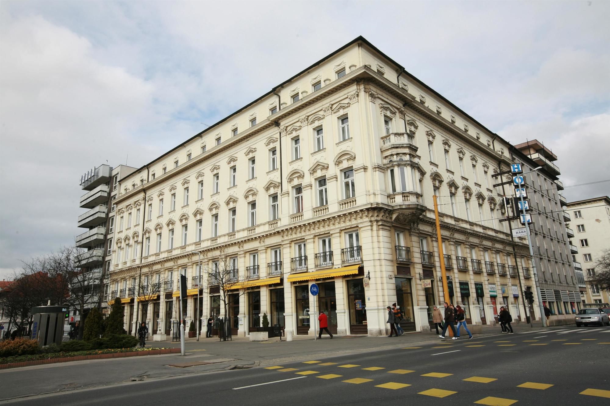 Hotel Rába City Center