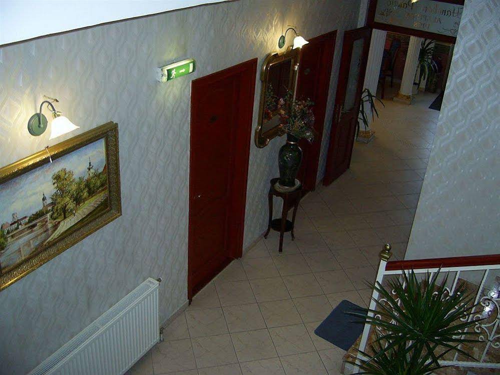 RQ Boutique & Unique Hotel