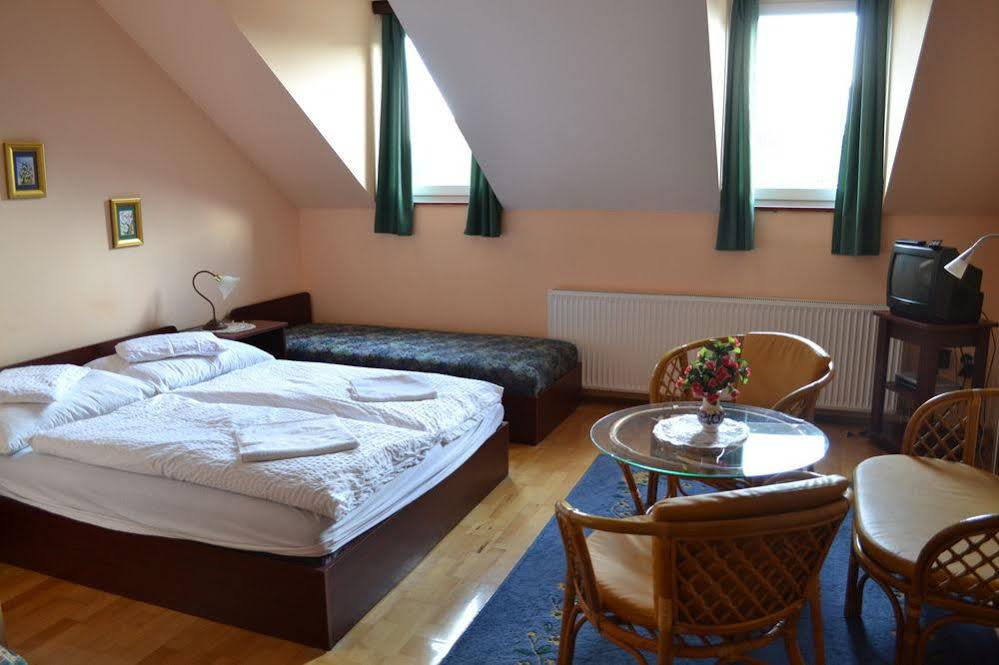 RQ Boutique & Unique Hotel