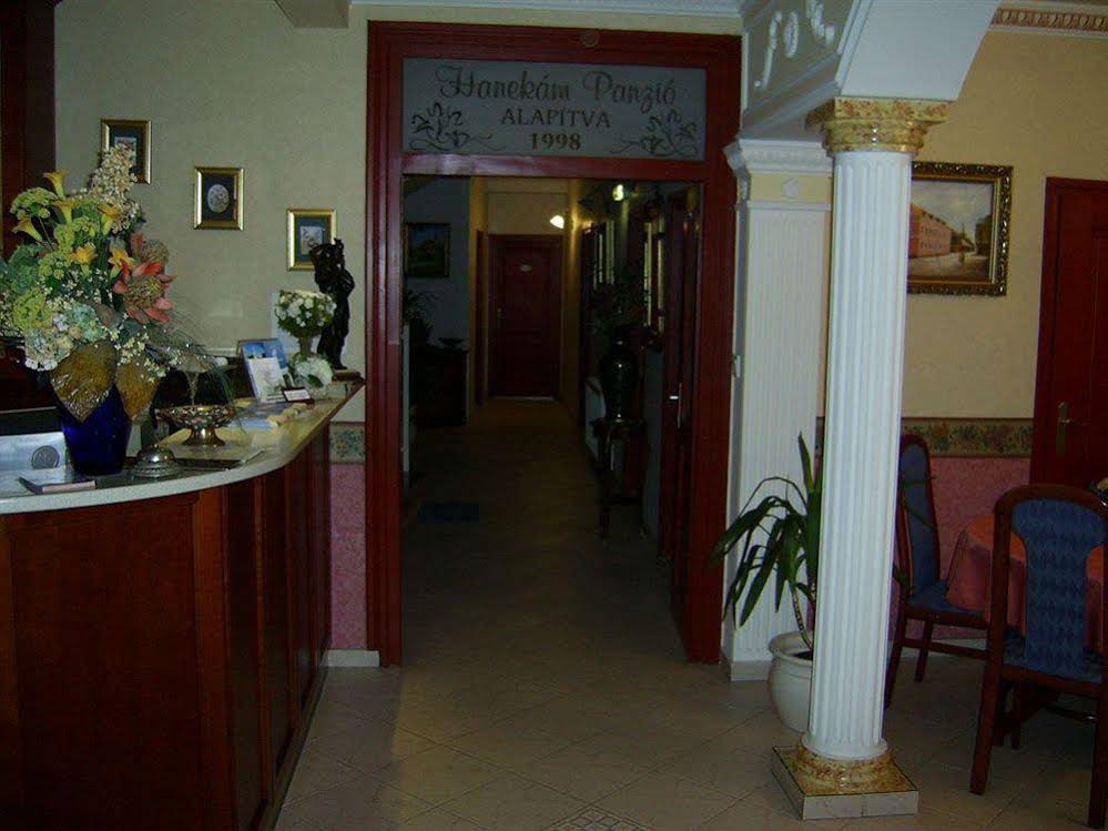 RQ Boutique & Unique Hotel