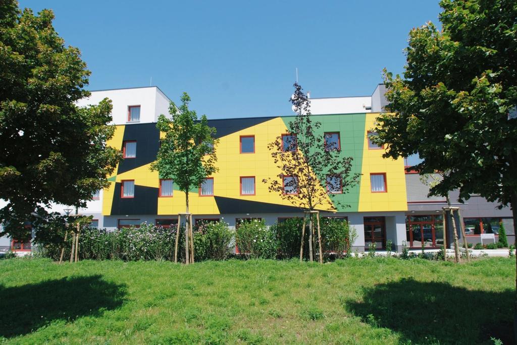 WHB Hotel