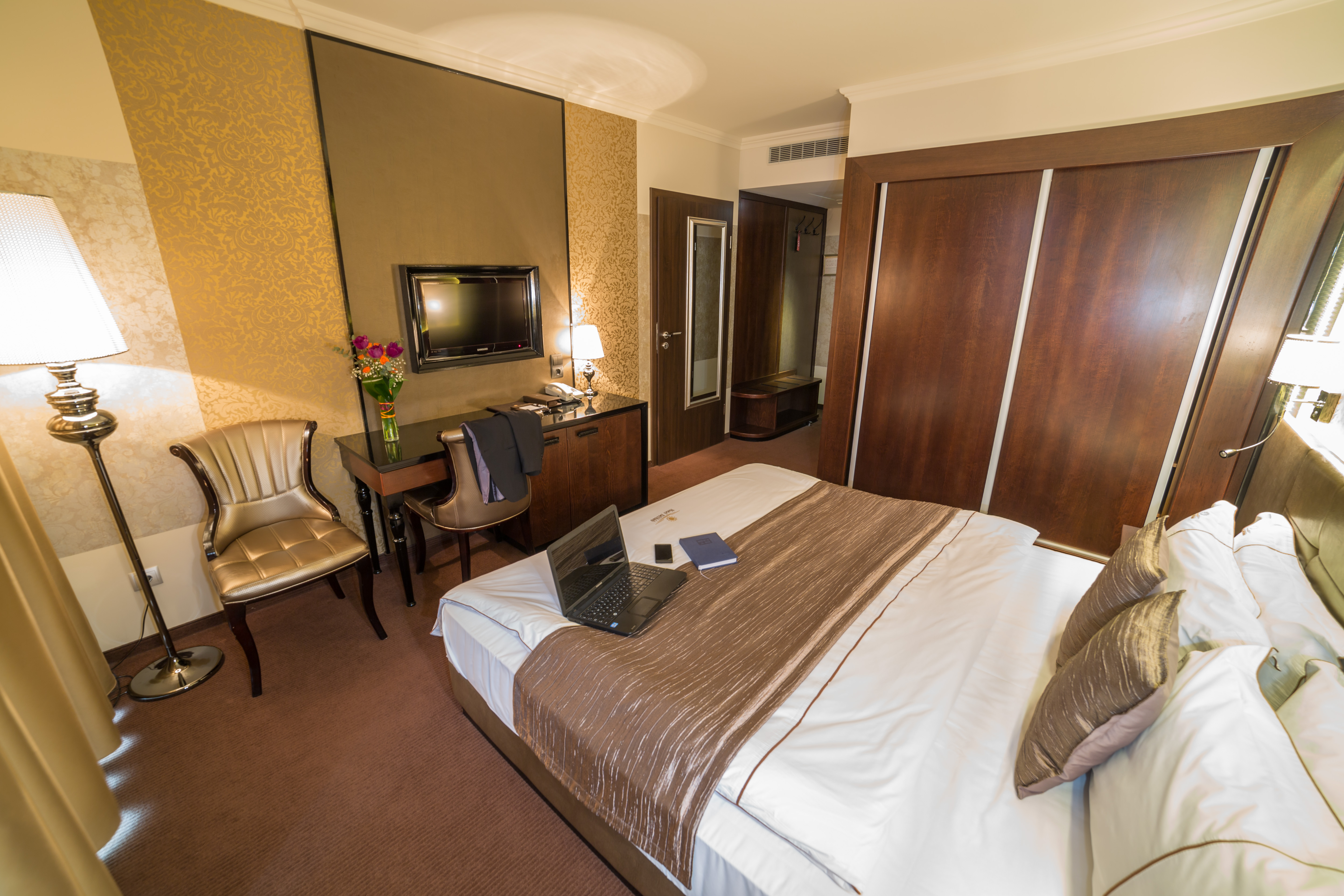 Hotel Délibáb