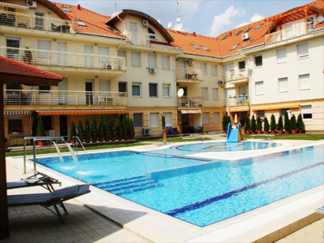 Panoráma Wellness Apartman Hotel
